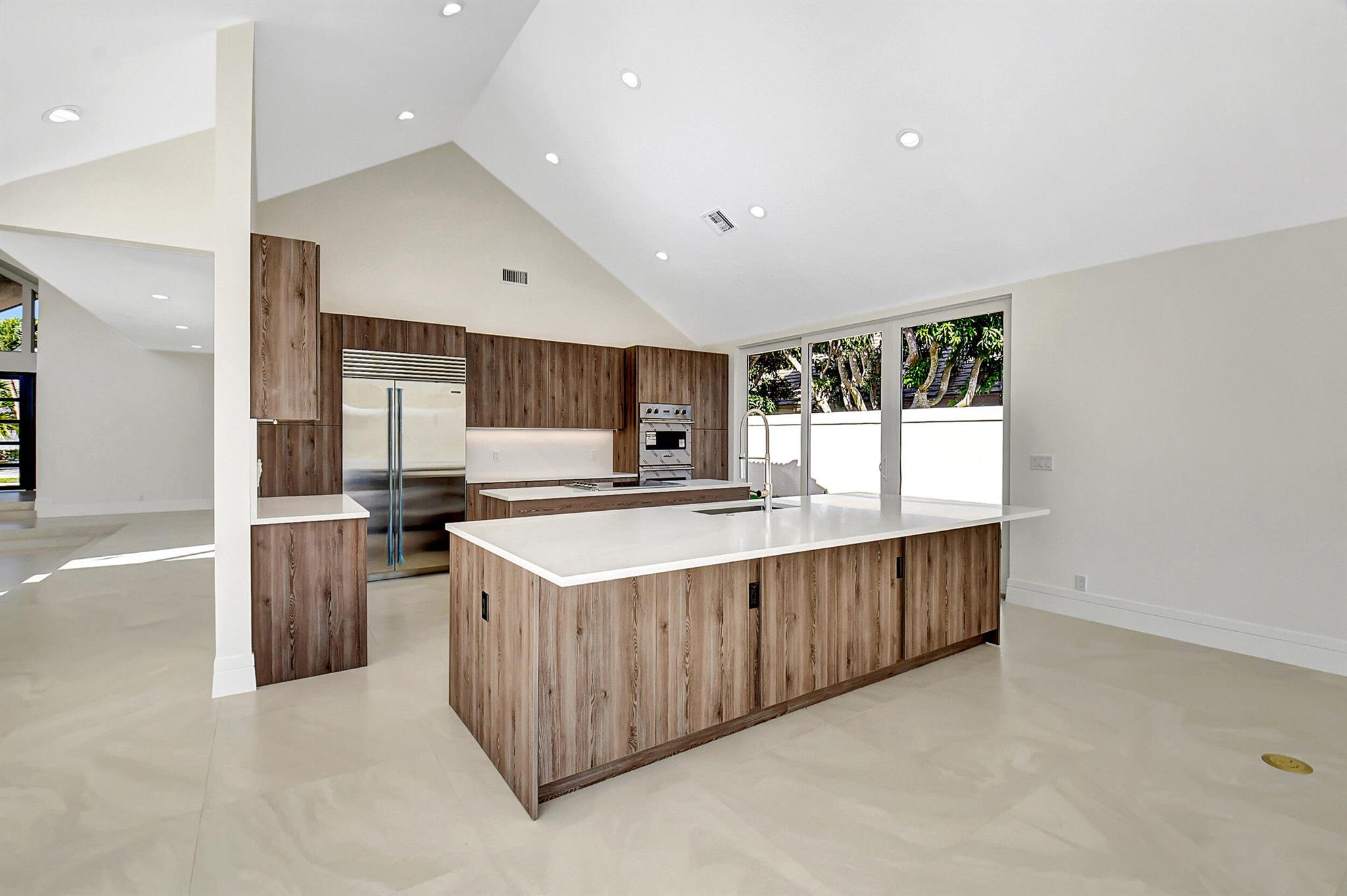 WOODFIELD HUNT CLUB II - Residential