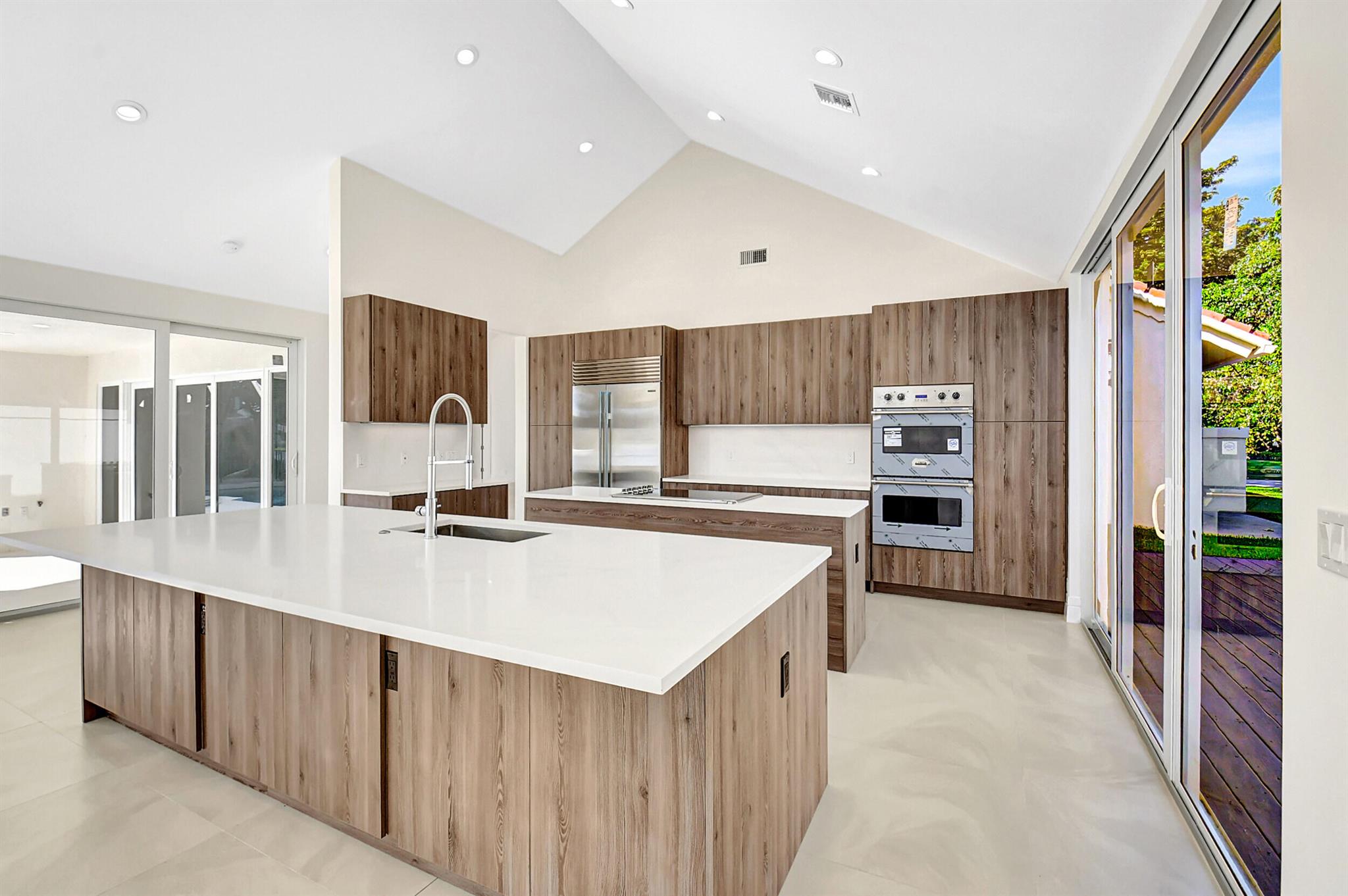 WOODFIELD HUNT CLUB II - Residential