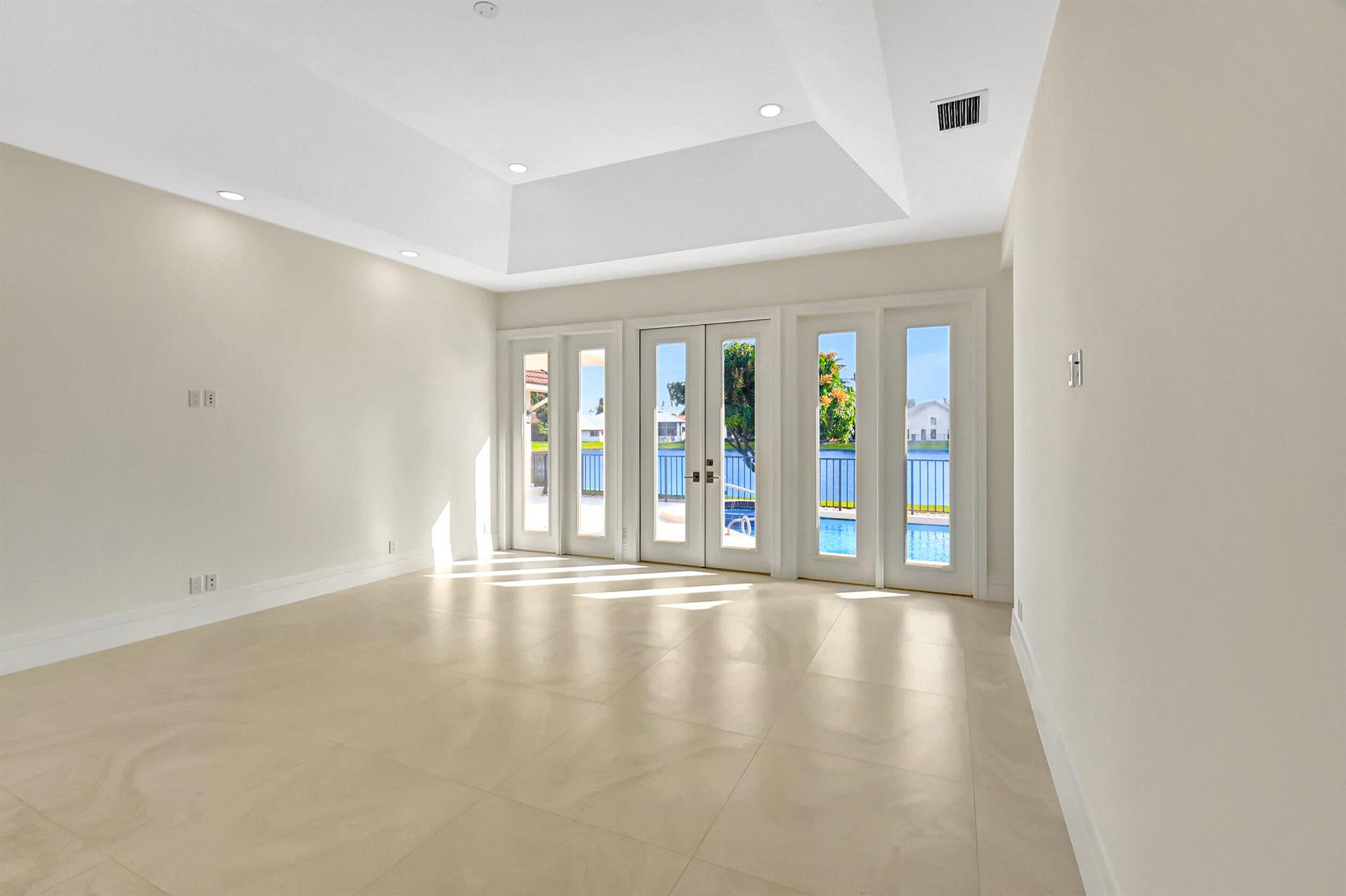 WOODFIELD HUNT CLUB II - Residential