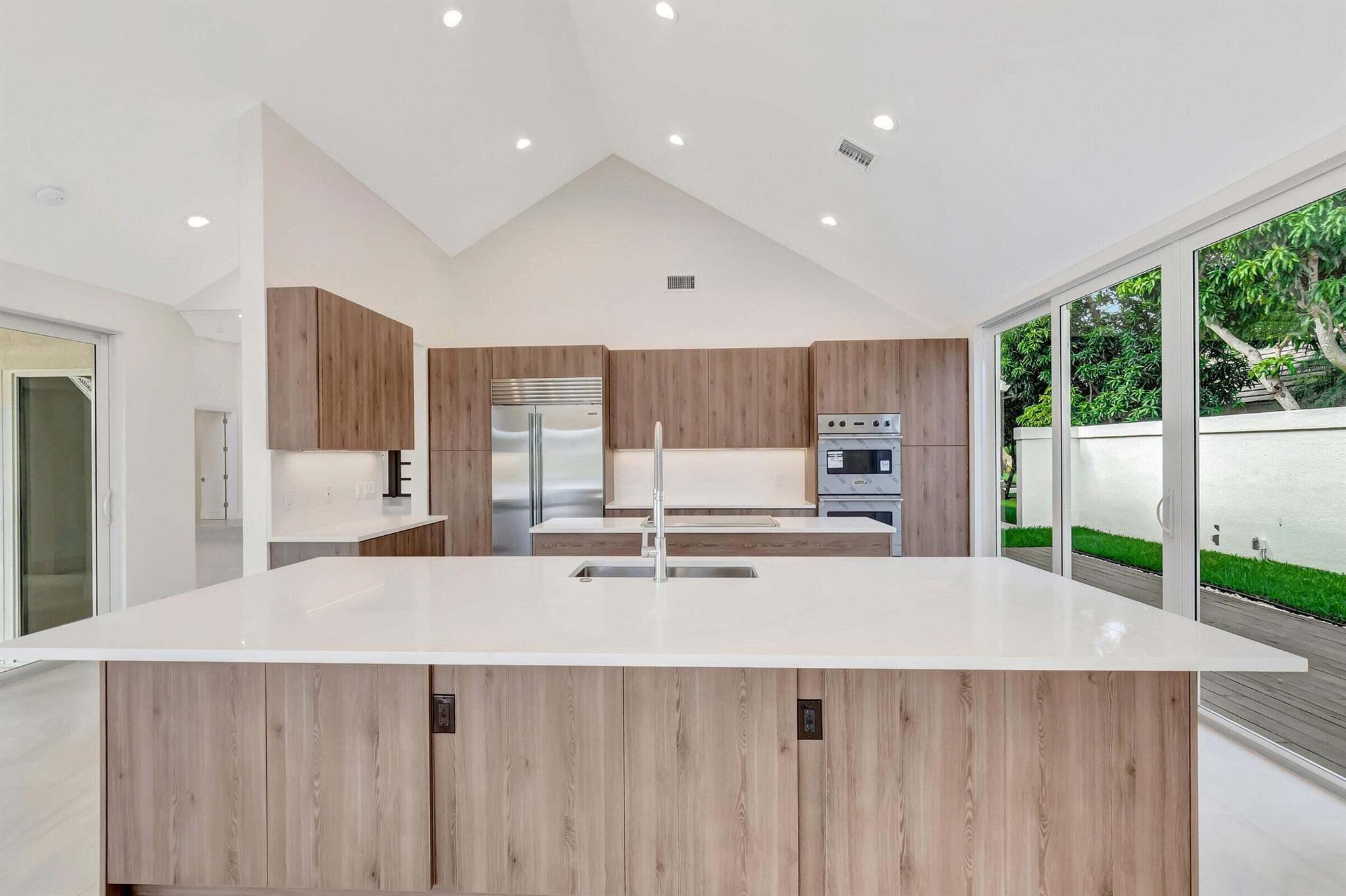 WOODFIELD HUNT CLUB II - Residential