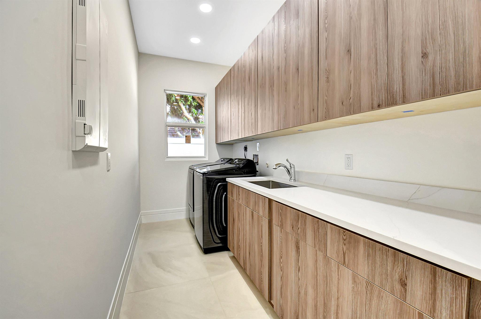 WOODFIELD HUNT CLUB II - Residential