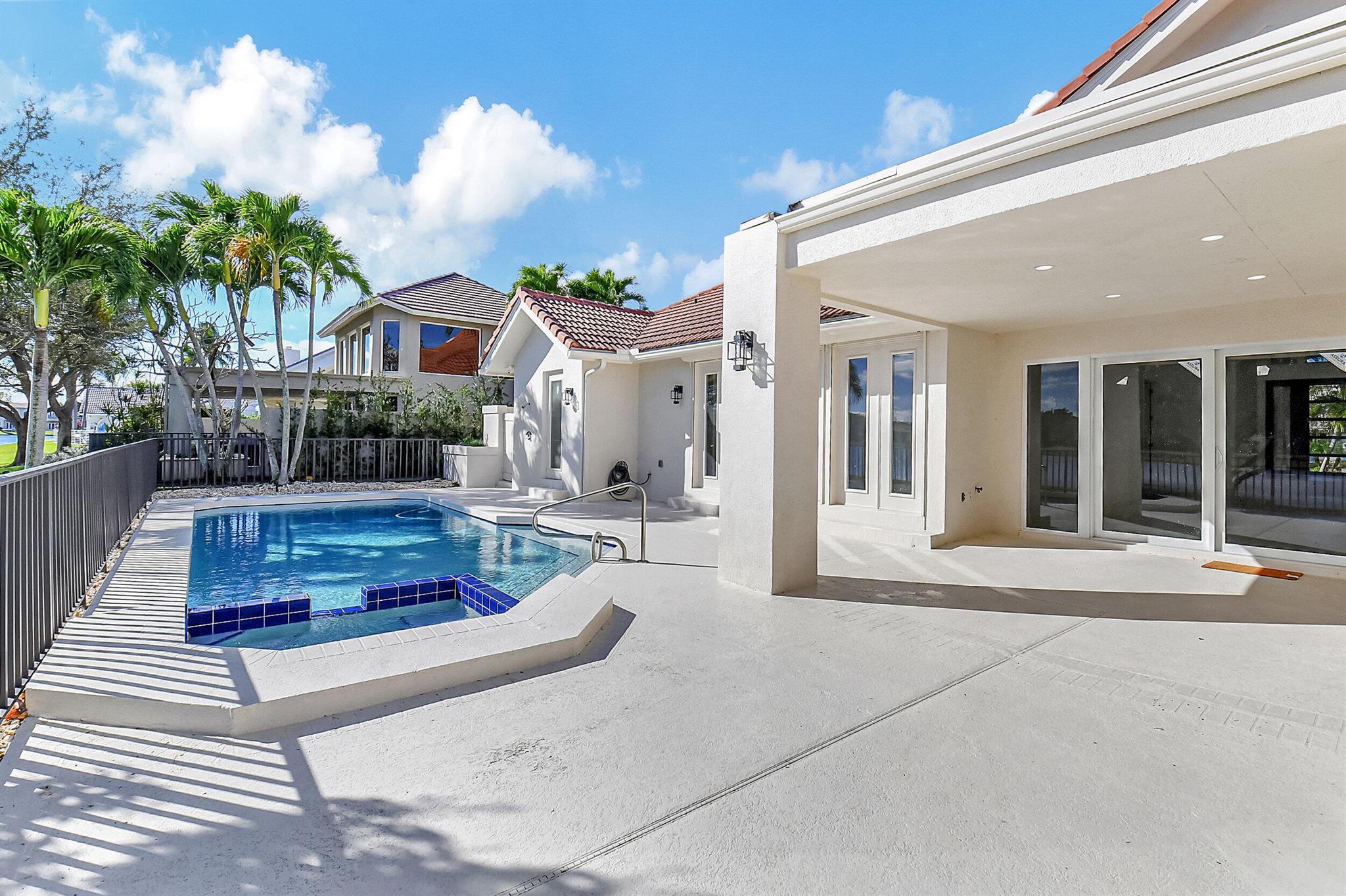 WOODFIELD HUNT CLUB II - Residential