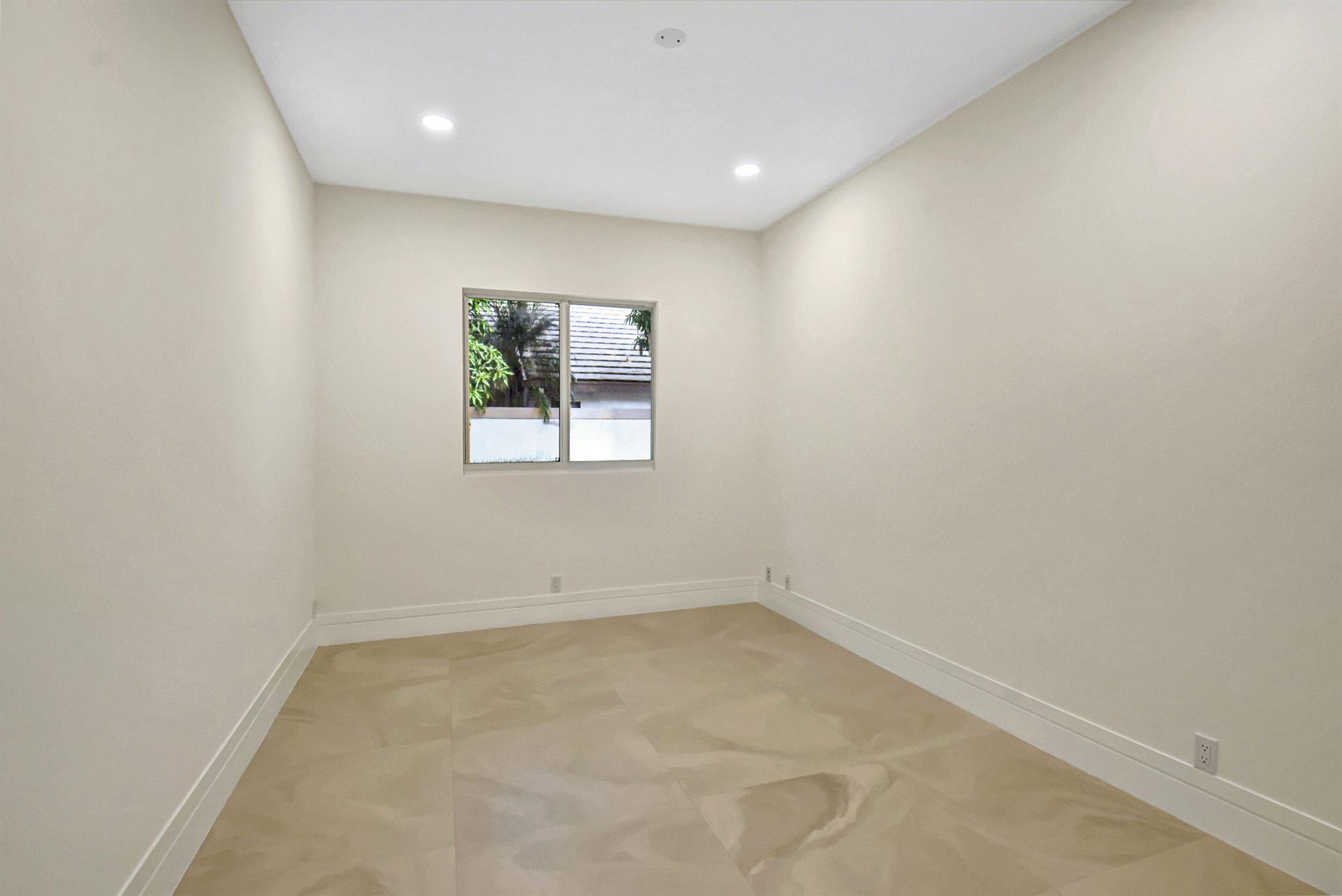 WOODFIELD HUNT CLUB II - Residential