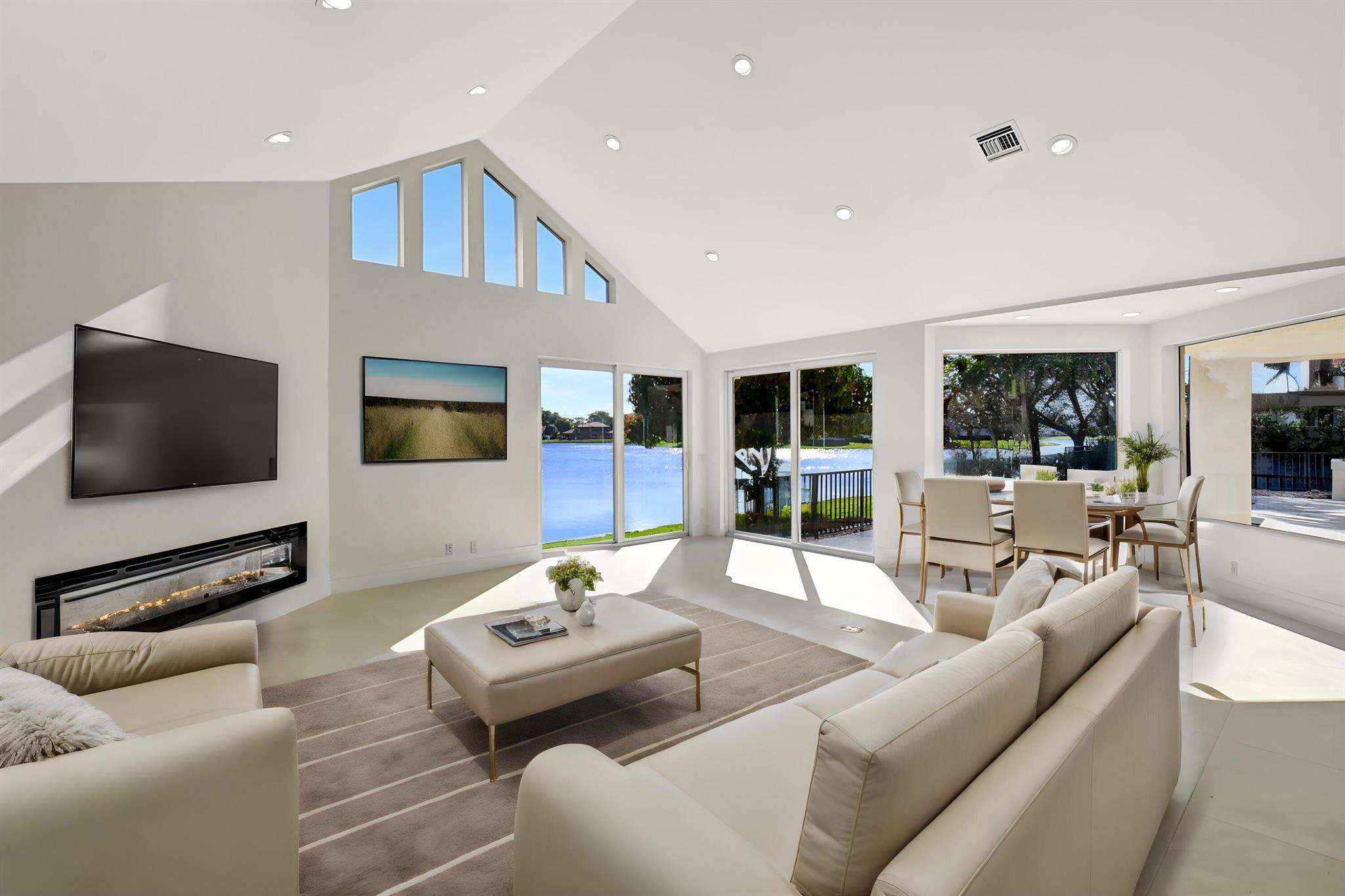 WOODFIELD HUNT CLUB II - Residential