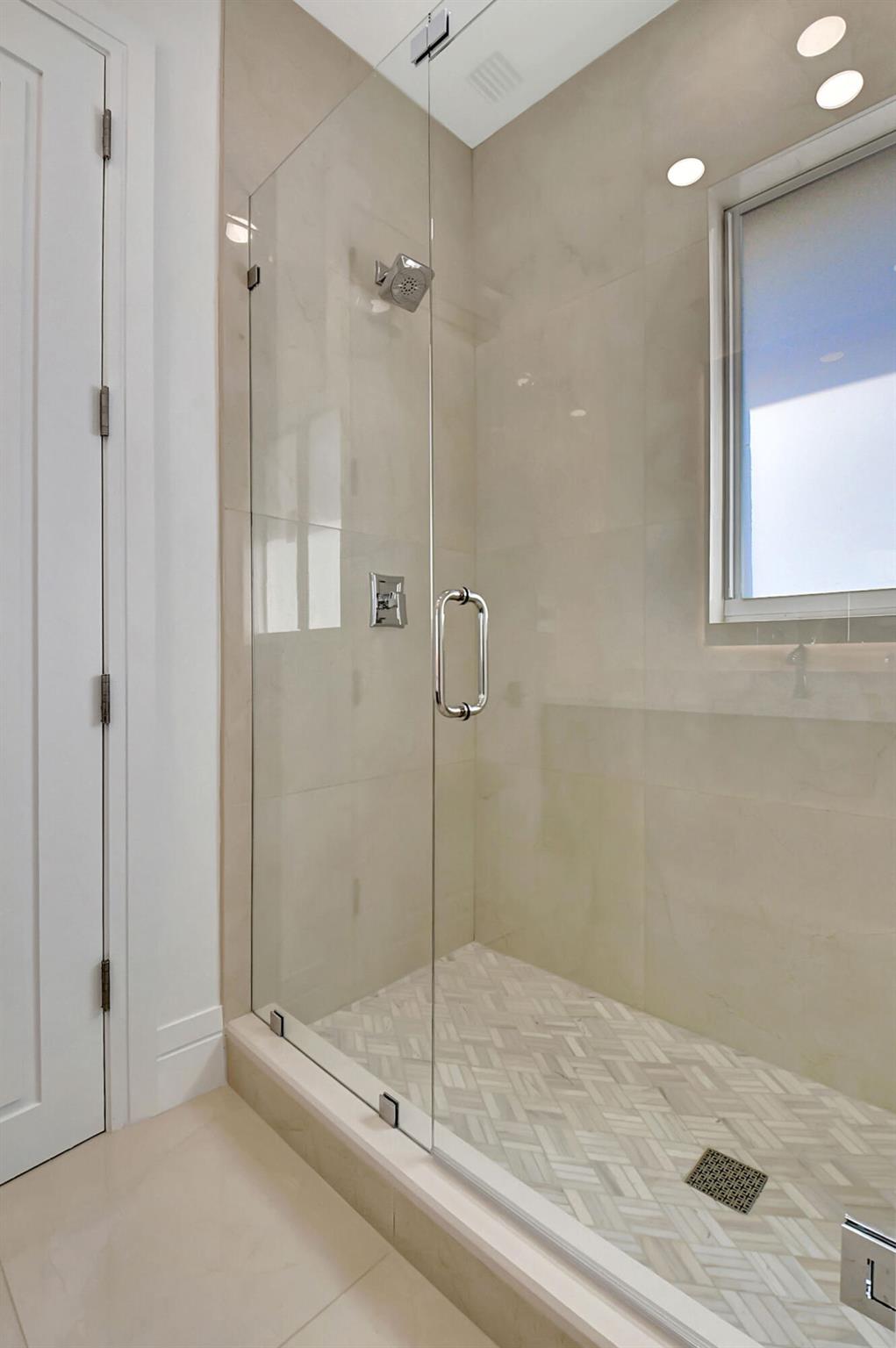 WOODFIELD HUNT CLUB II - Residential