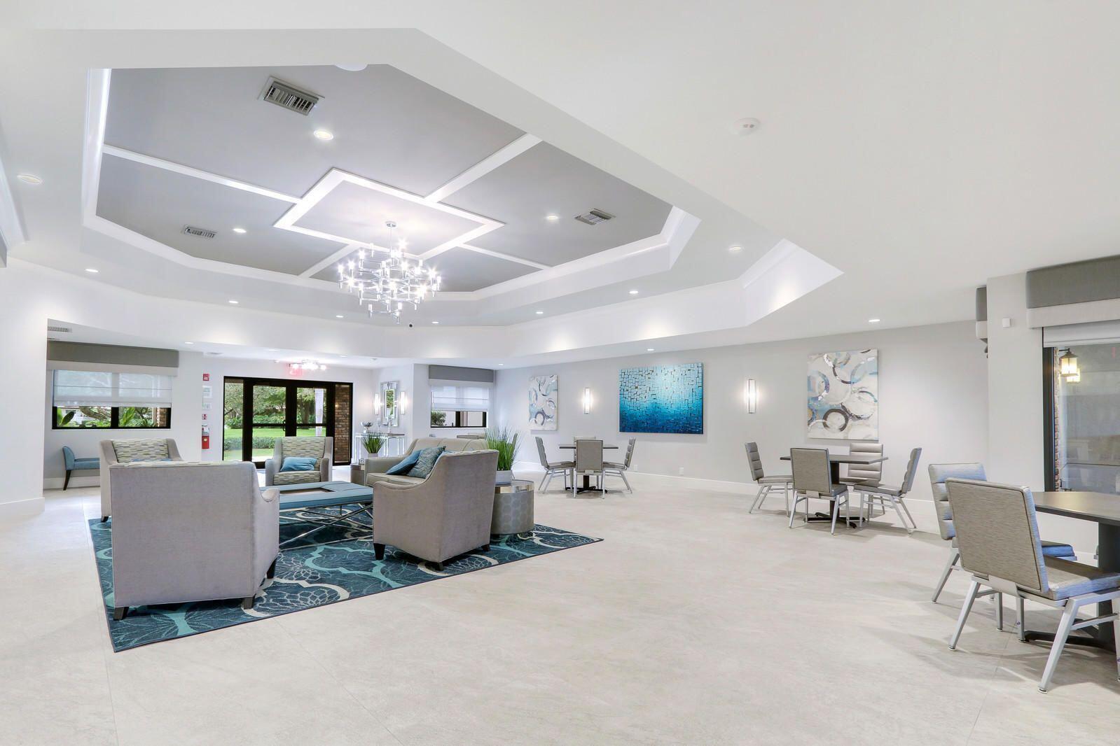 WOODFIELD HUNT CLUB II - Residential