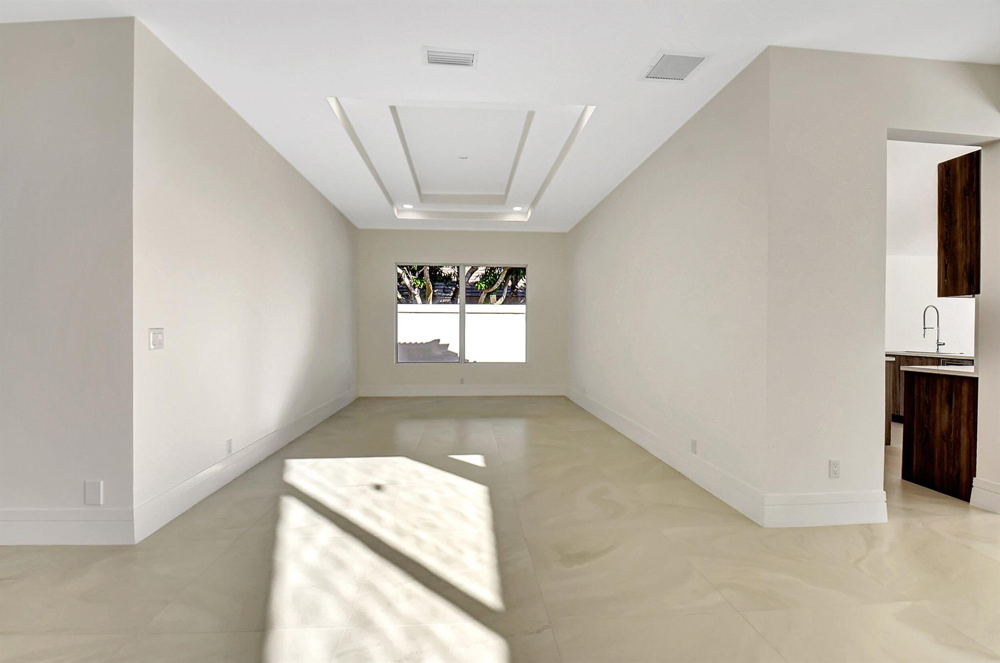 WOODFIELD HUNT CLUB II - Residential