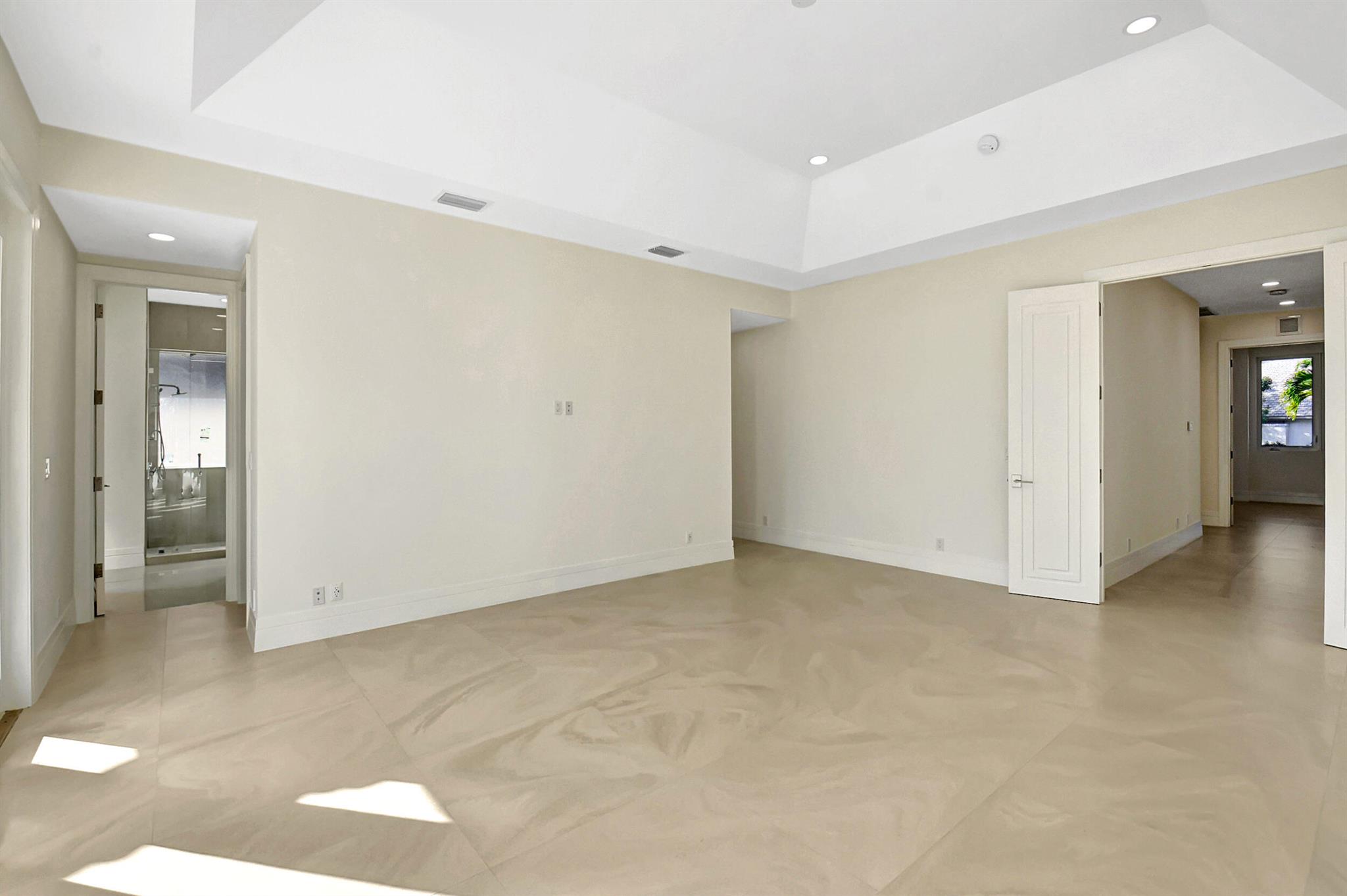 WOODFIELD HUNT CLUB II - Residential