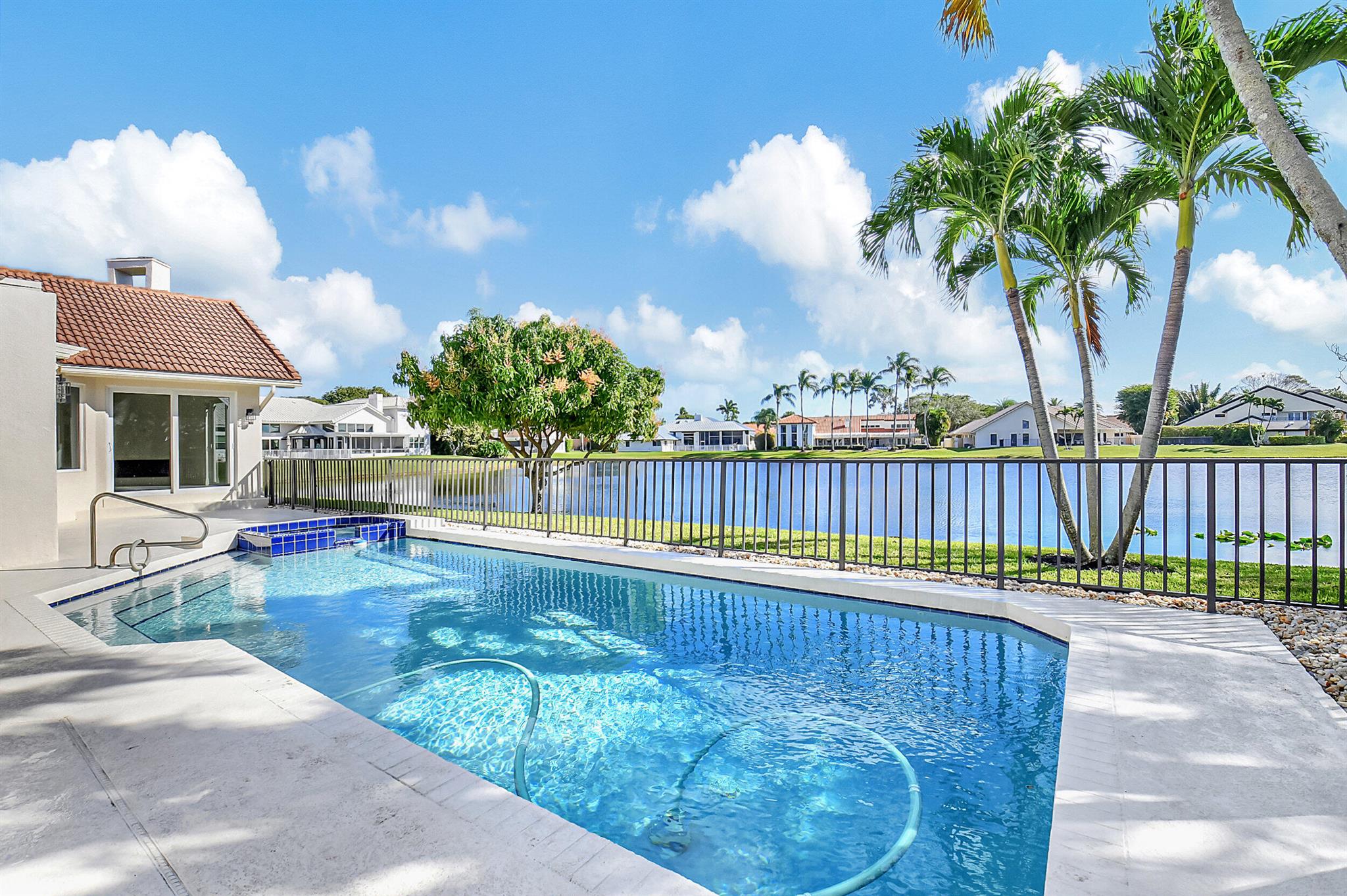 WOODFIELD HUNT CLUB II - Residential