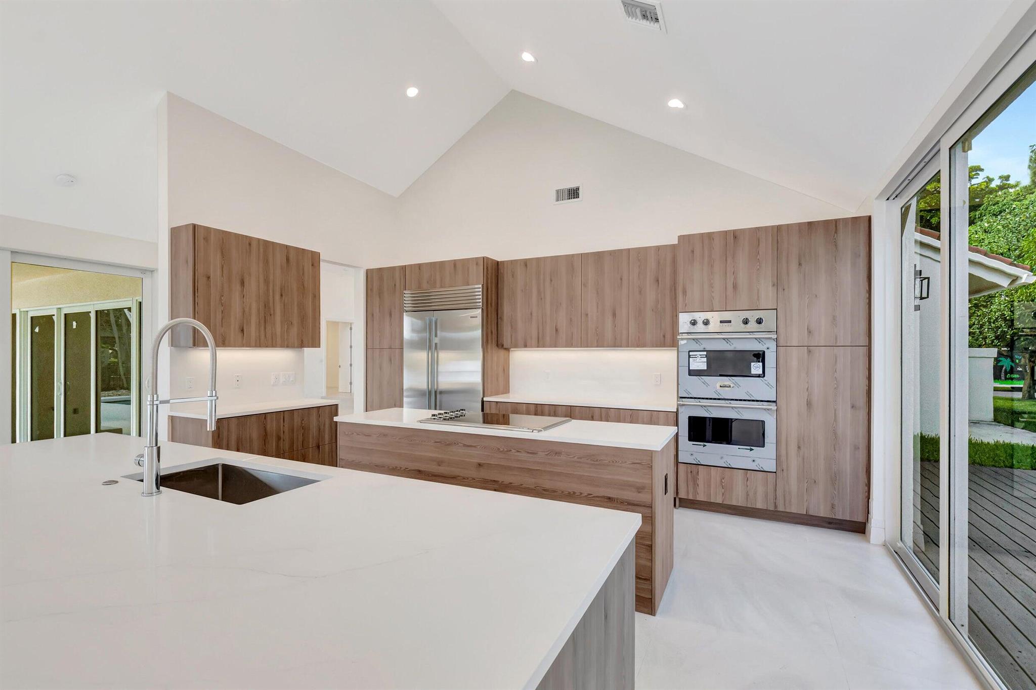 WOODFIELD HUNT CLUB II - Residential