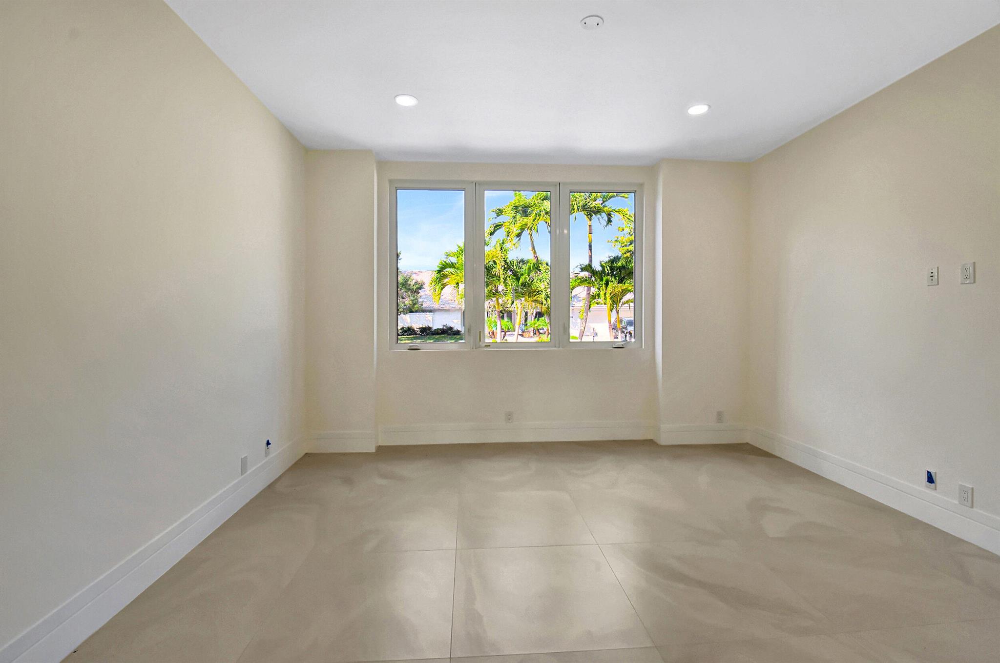 WOODFIELD HUNT CLUB II - Residential