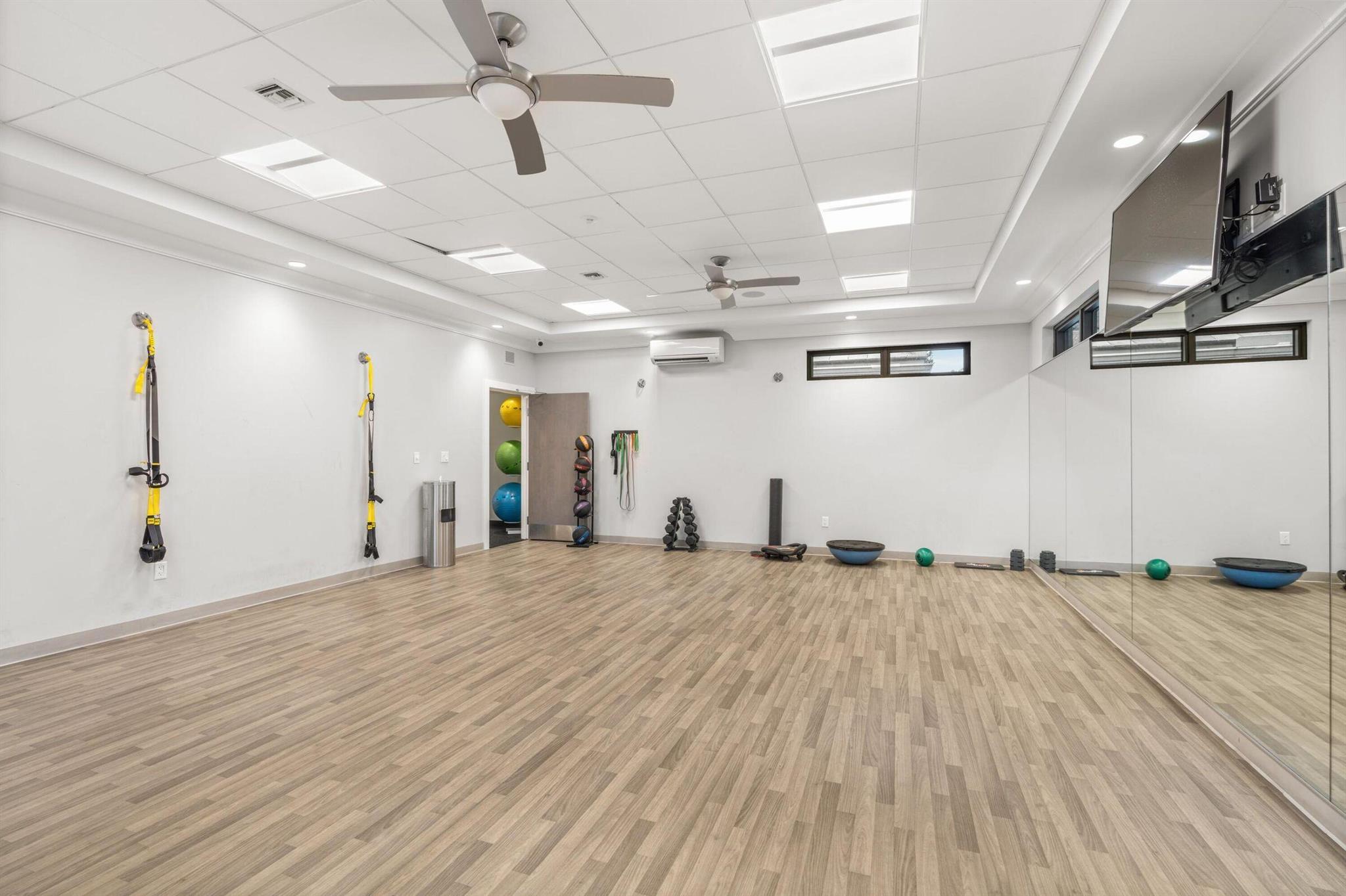 WOODFIELD HUNT CLUB II - Residential