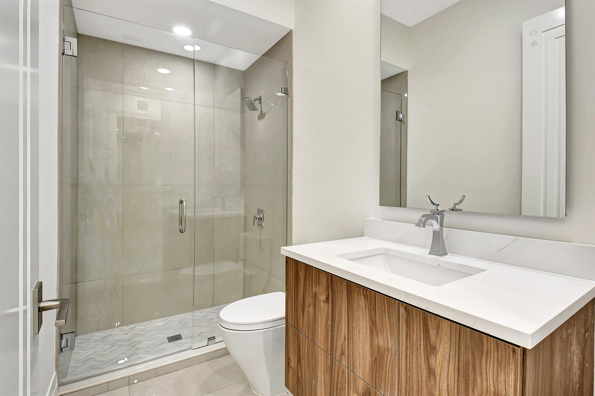 WOODFIELD HUNT CLUB II - Residential