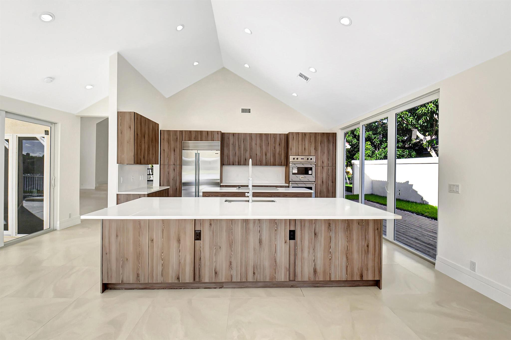 WOODFIELD HUNT CLUB II - Residential