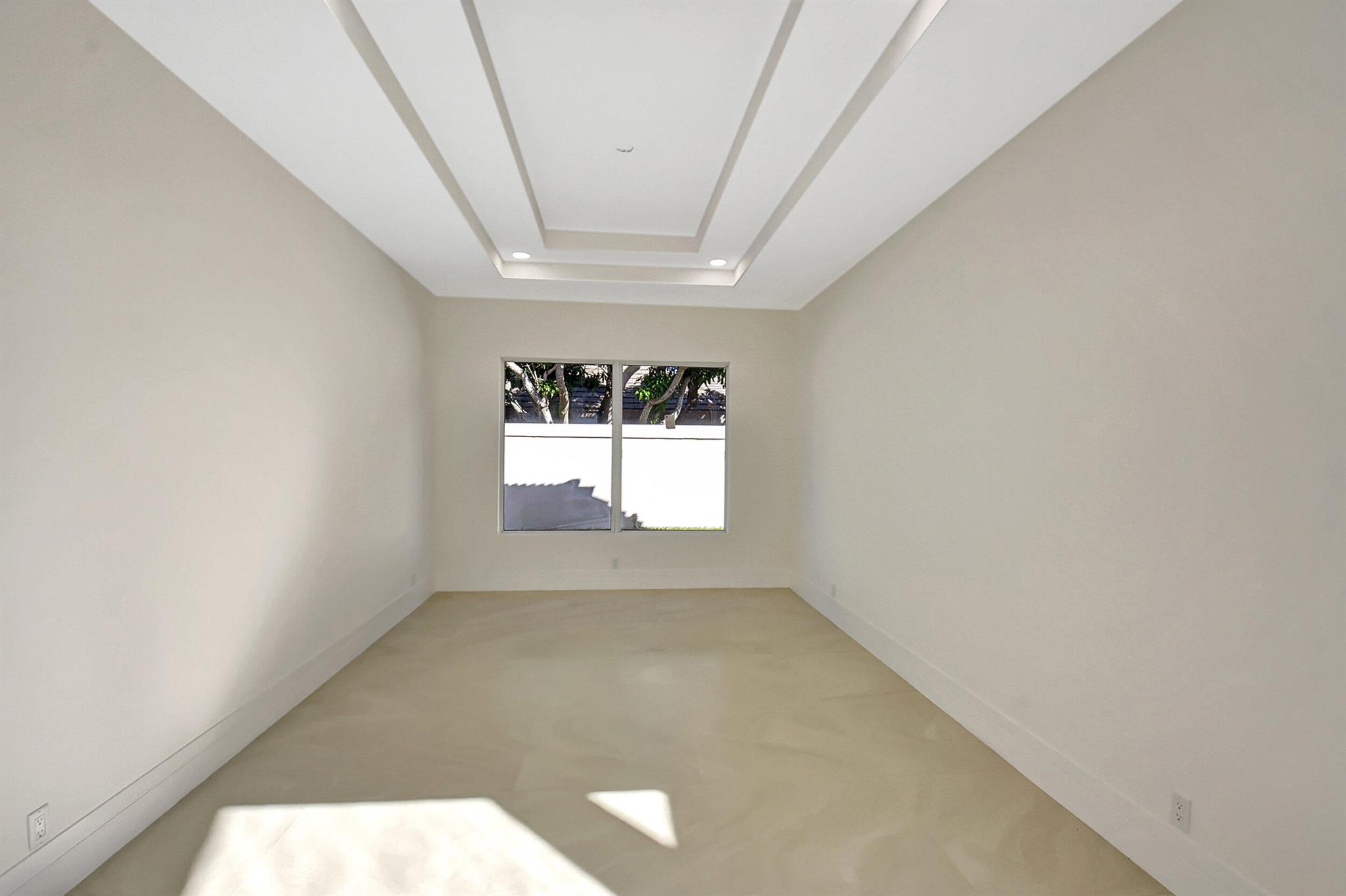 WOODFIELD HUNT CLUB II - Residential