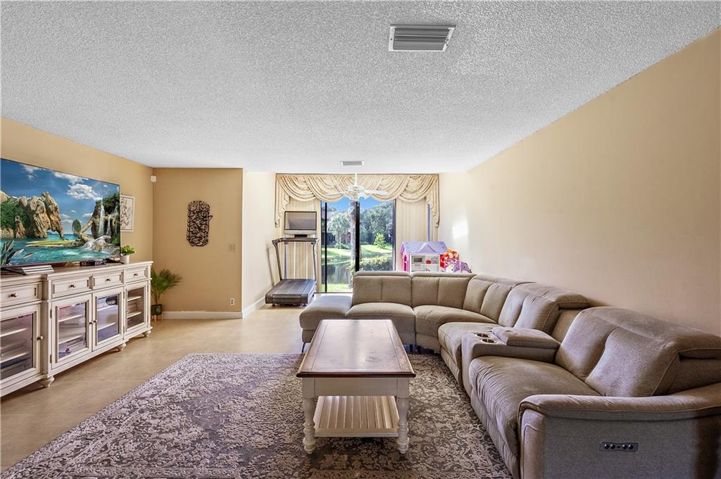 Baywood Village lll - Residential