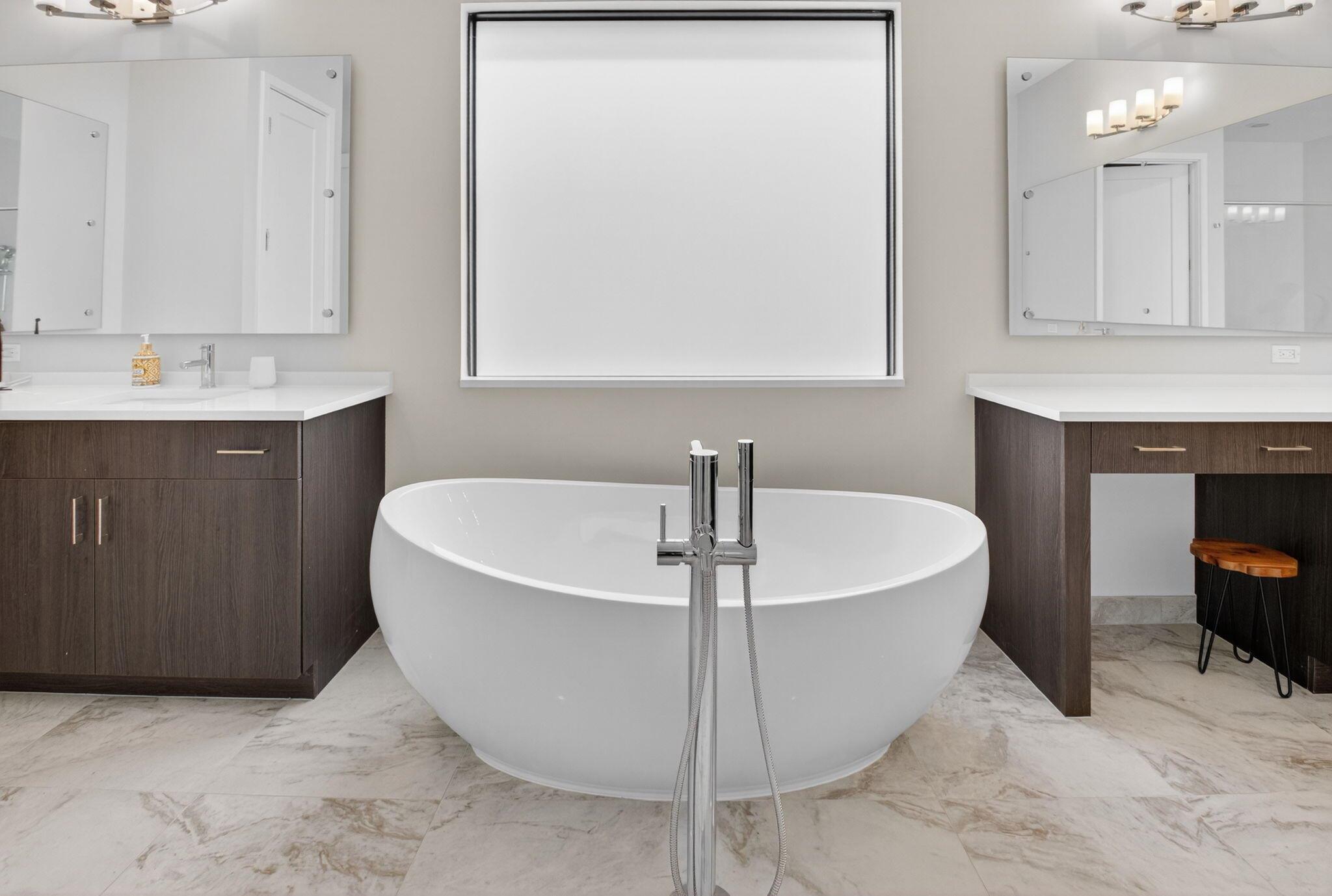 Lotus Palm - Residential