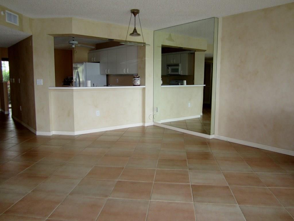 KINGS POINT - Residential