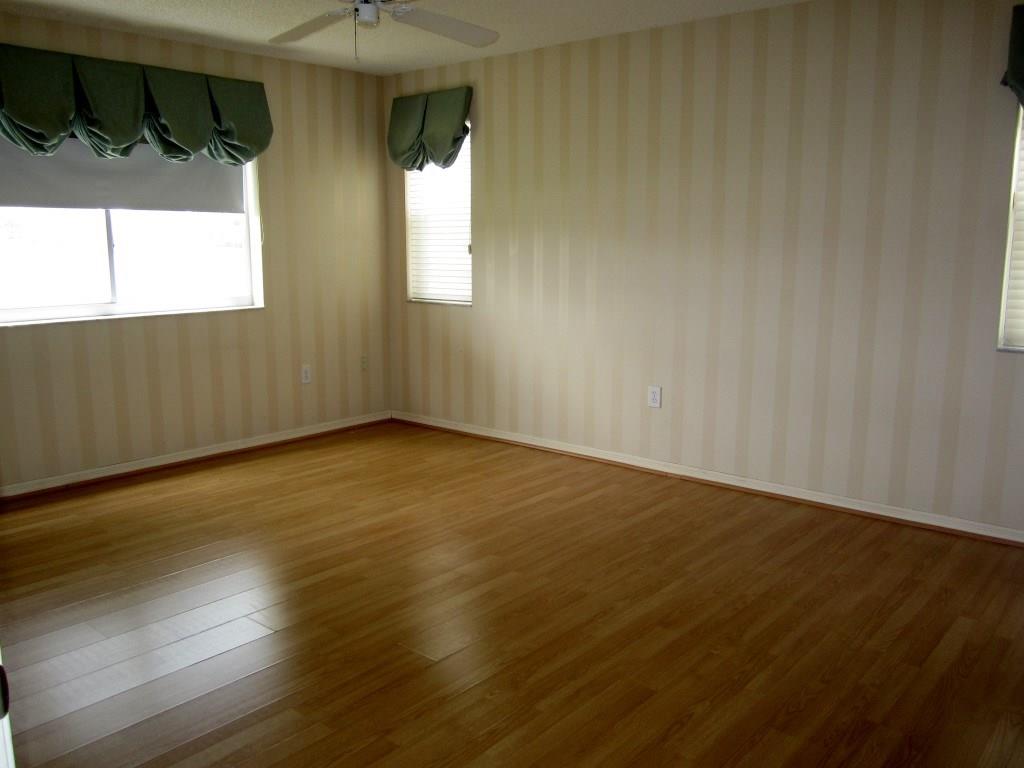 KINGS POINT - Residential
