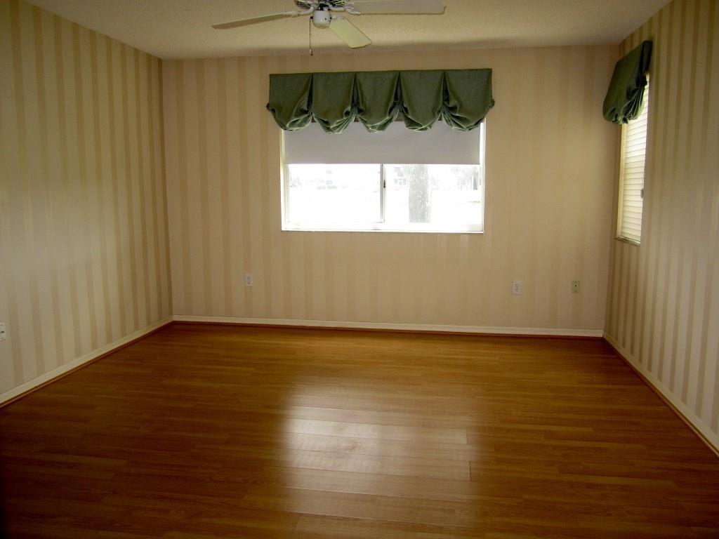 KINGS POINT - Residential