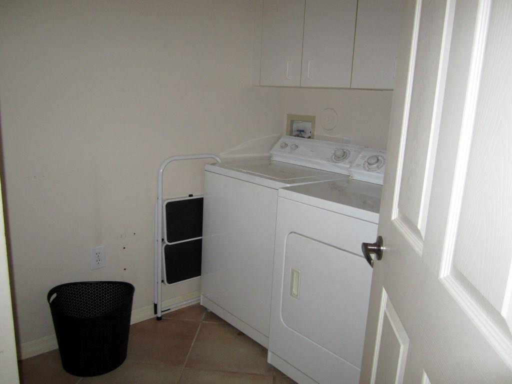 KINGS POINT - Residential