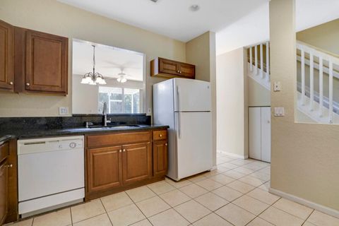 Townhouse in Sunrise FL 5460 90th Terrace Ter 7.jpg