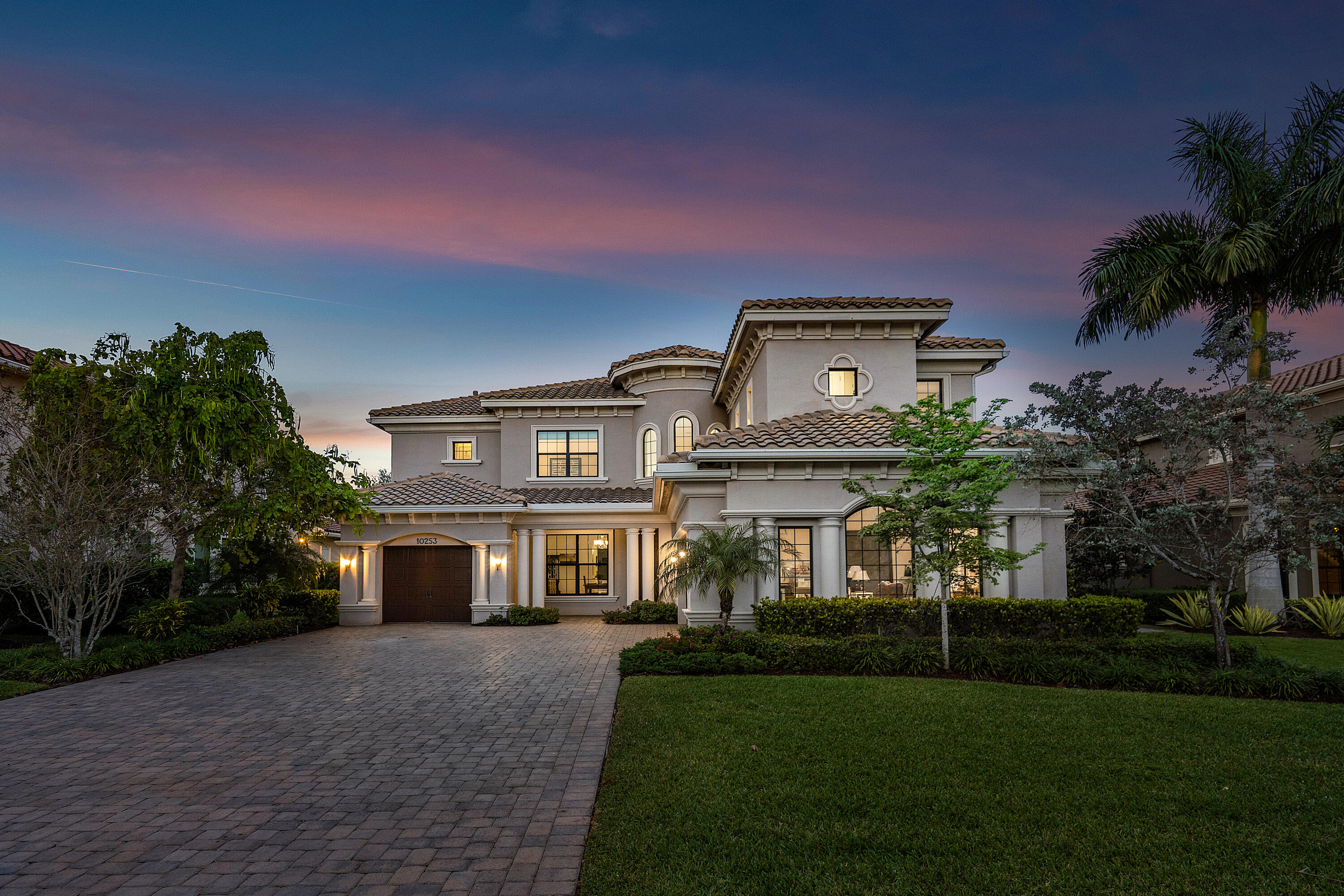 PARKLAND GOLF & COUNTRY CLUB - Residential