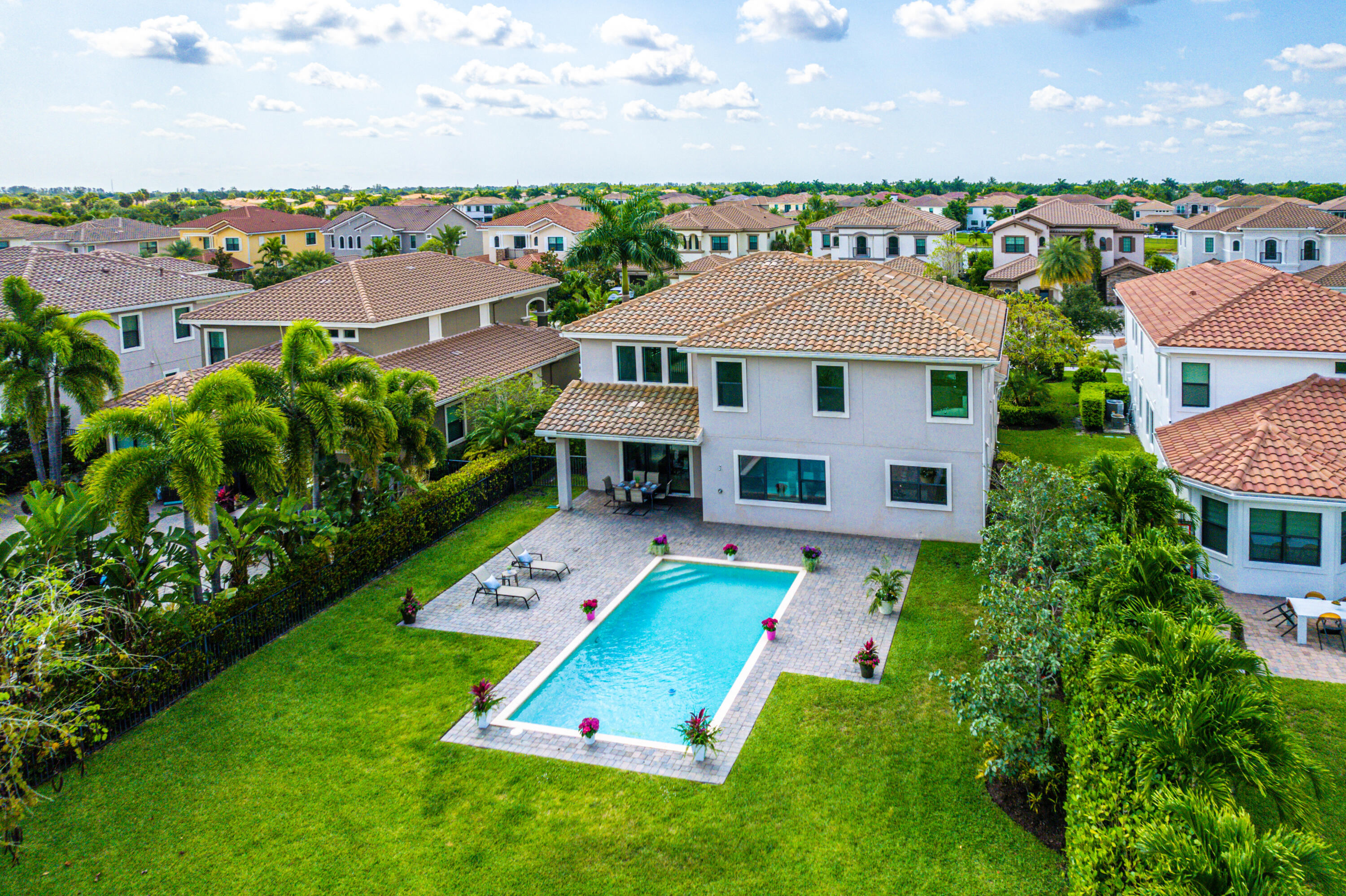 PARKLAND GOLF & COUNTRY CLUB - Residential