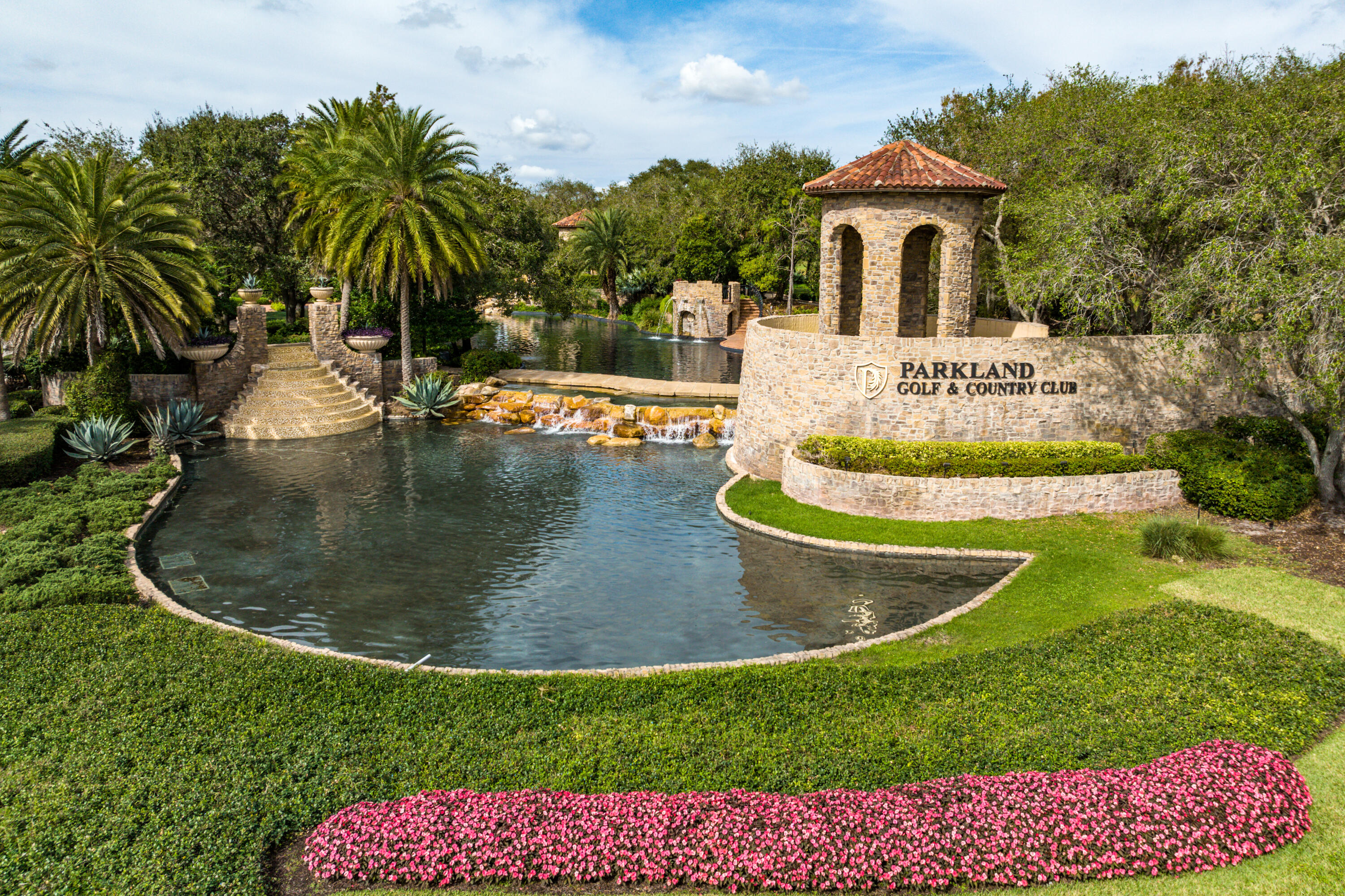 PARKLAND GOLF & COUNTRY CLUB - Residential