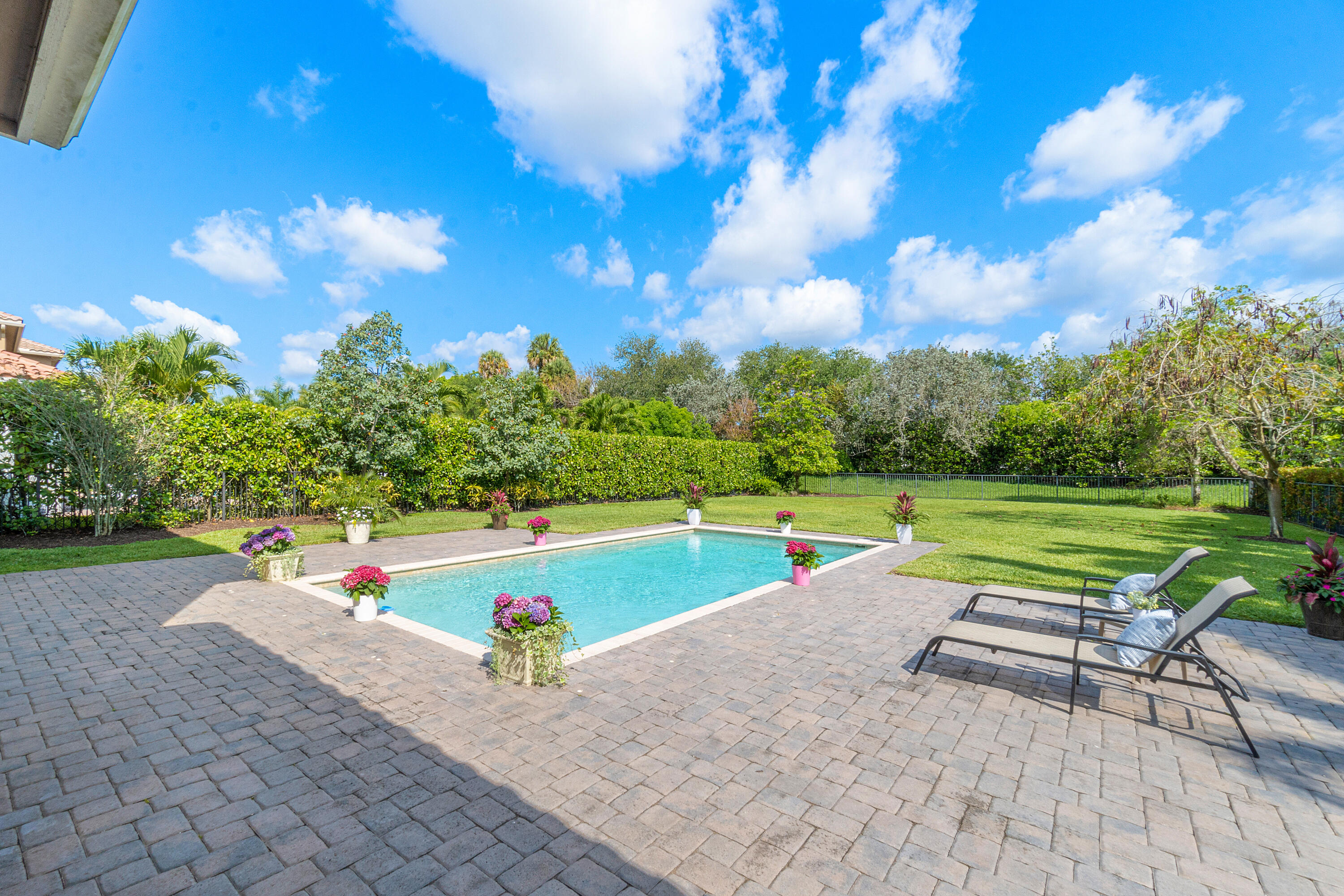 PARKLAND GOLF & COUNTRY CLUB - Residential