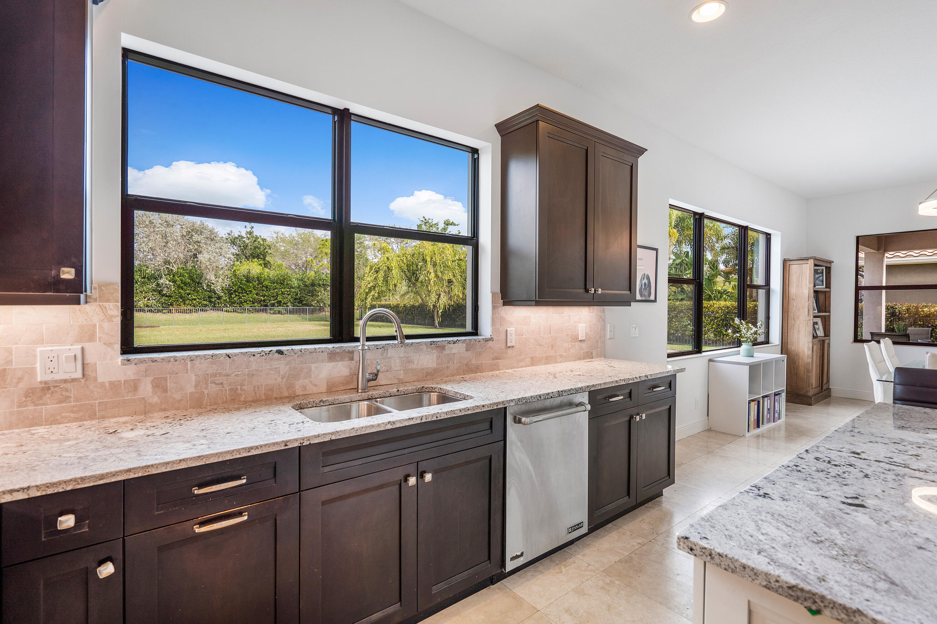 PARKLAND GOLF & COUNTRY CLUB - Residential