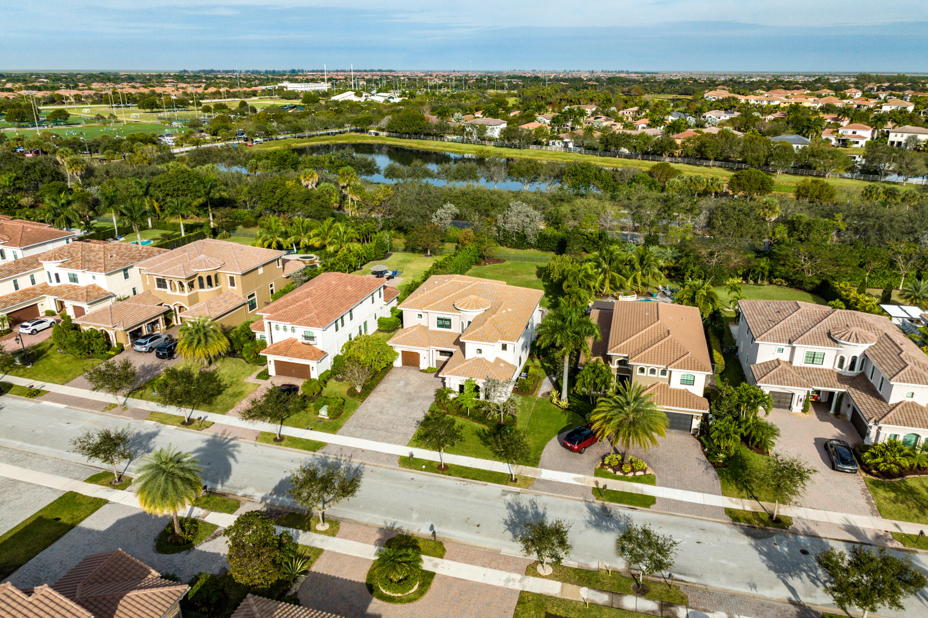 PARKLAND GOLF & COUNTRY CLUB - Residential