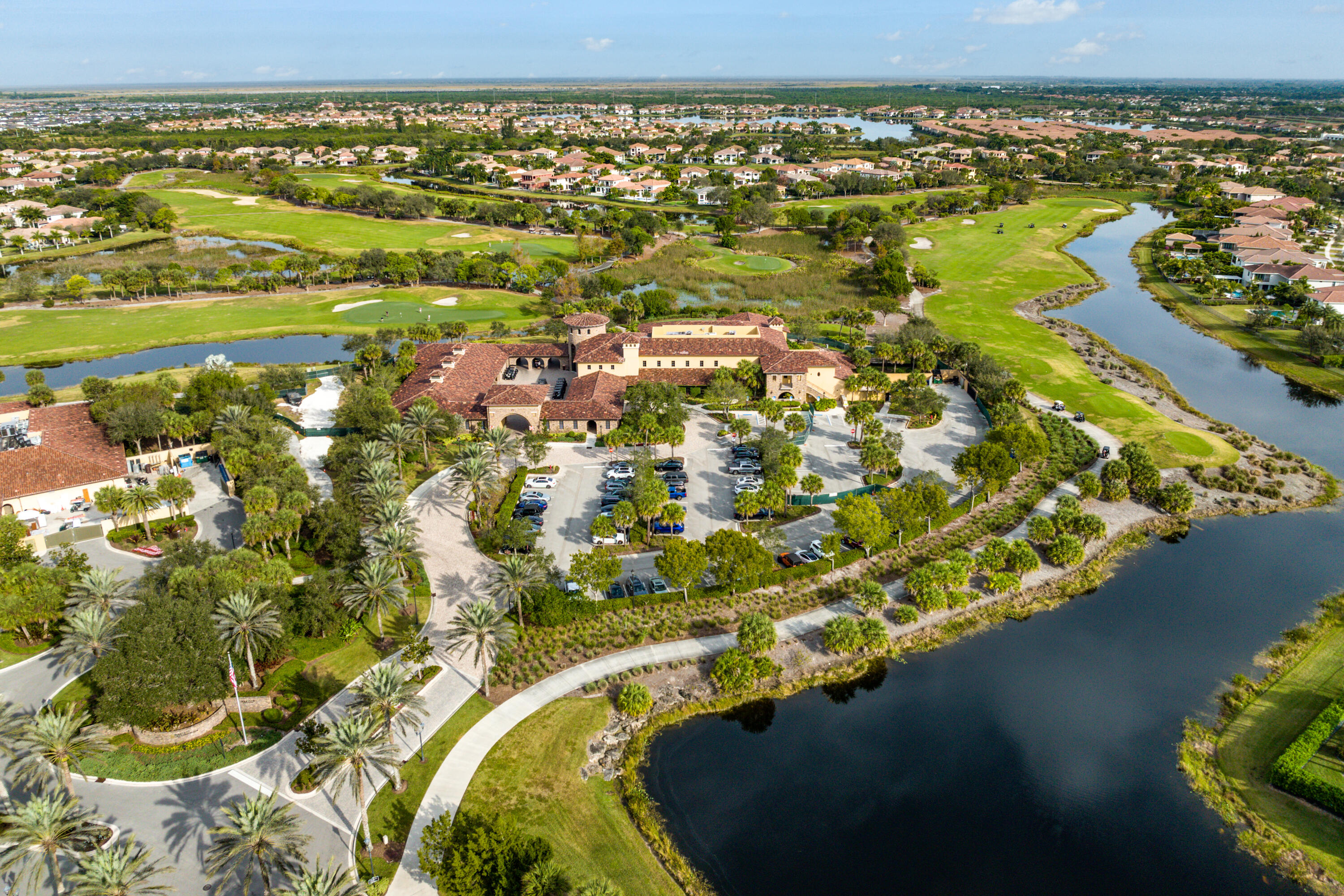 PARKLAND GOLF & COUNTRY CLUB - Residential