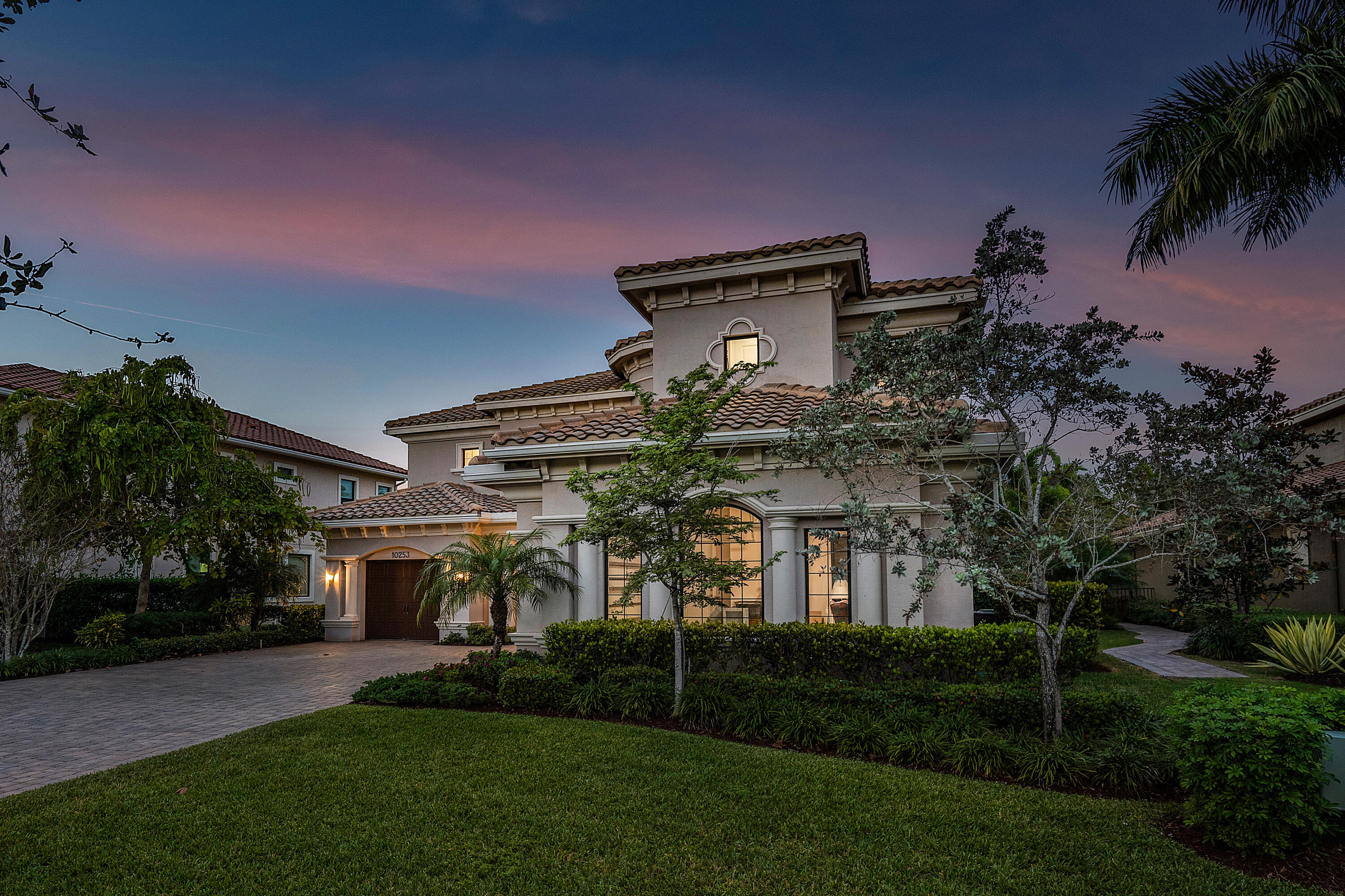 PARKLAND GOLF & COUNTRY CLUB - Residential