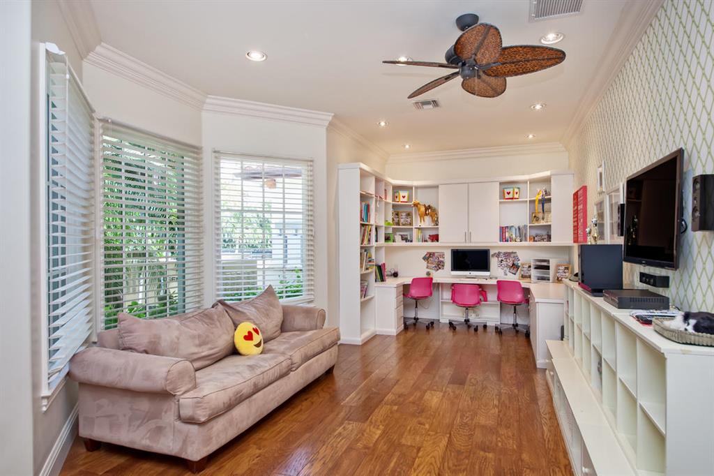 Horseshoe Acres - Residential