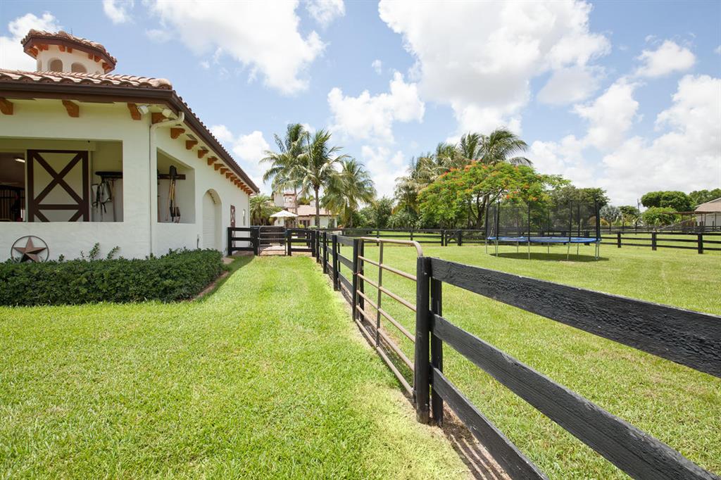 Horseshoe Acres - Residential