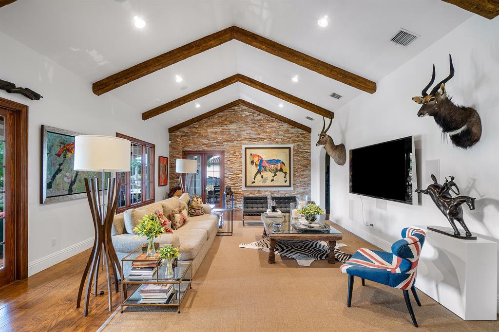 Horseshoe Acres - Residential