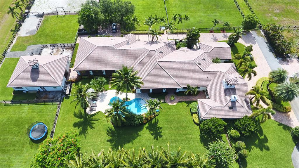 Horseshoe Acres - Residential