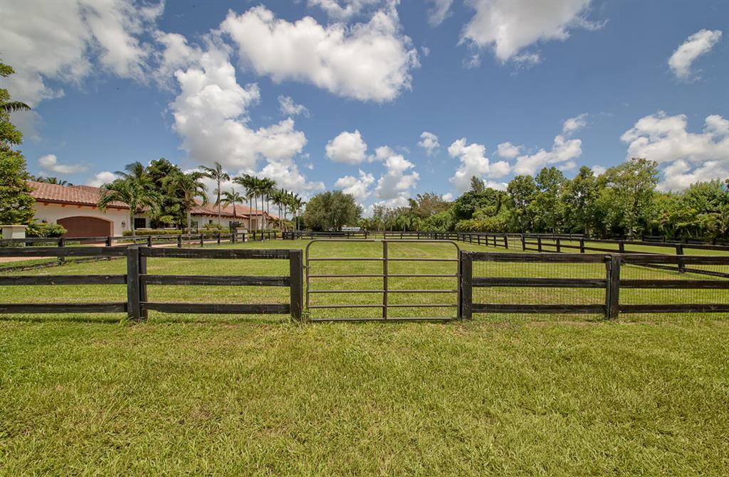 Horseshoe Acres - Residential