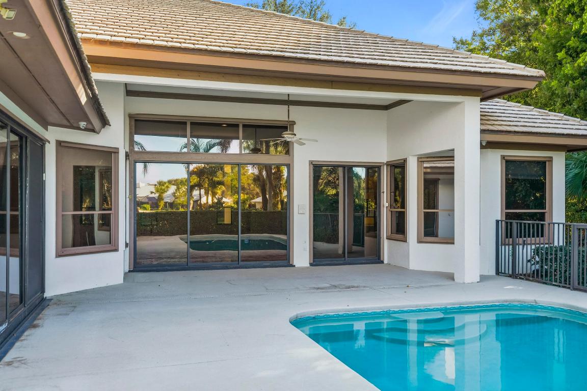 6469 SE Baltusrol Terrace