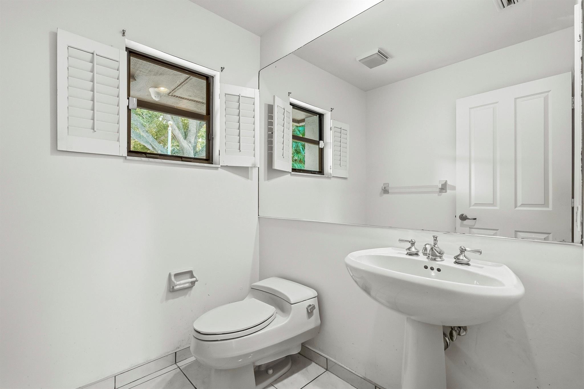 MARINER SANDS - Residential