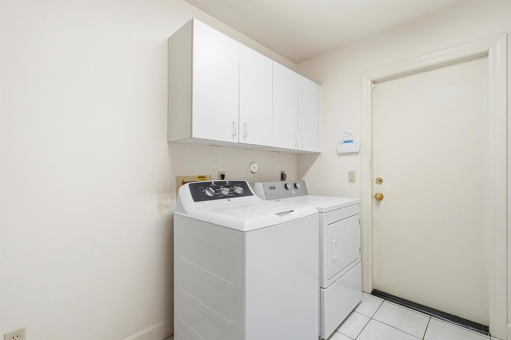 MARINER SANDS - Residential