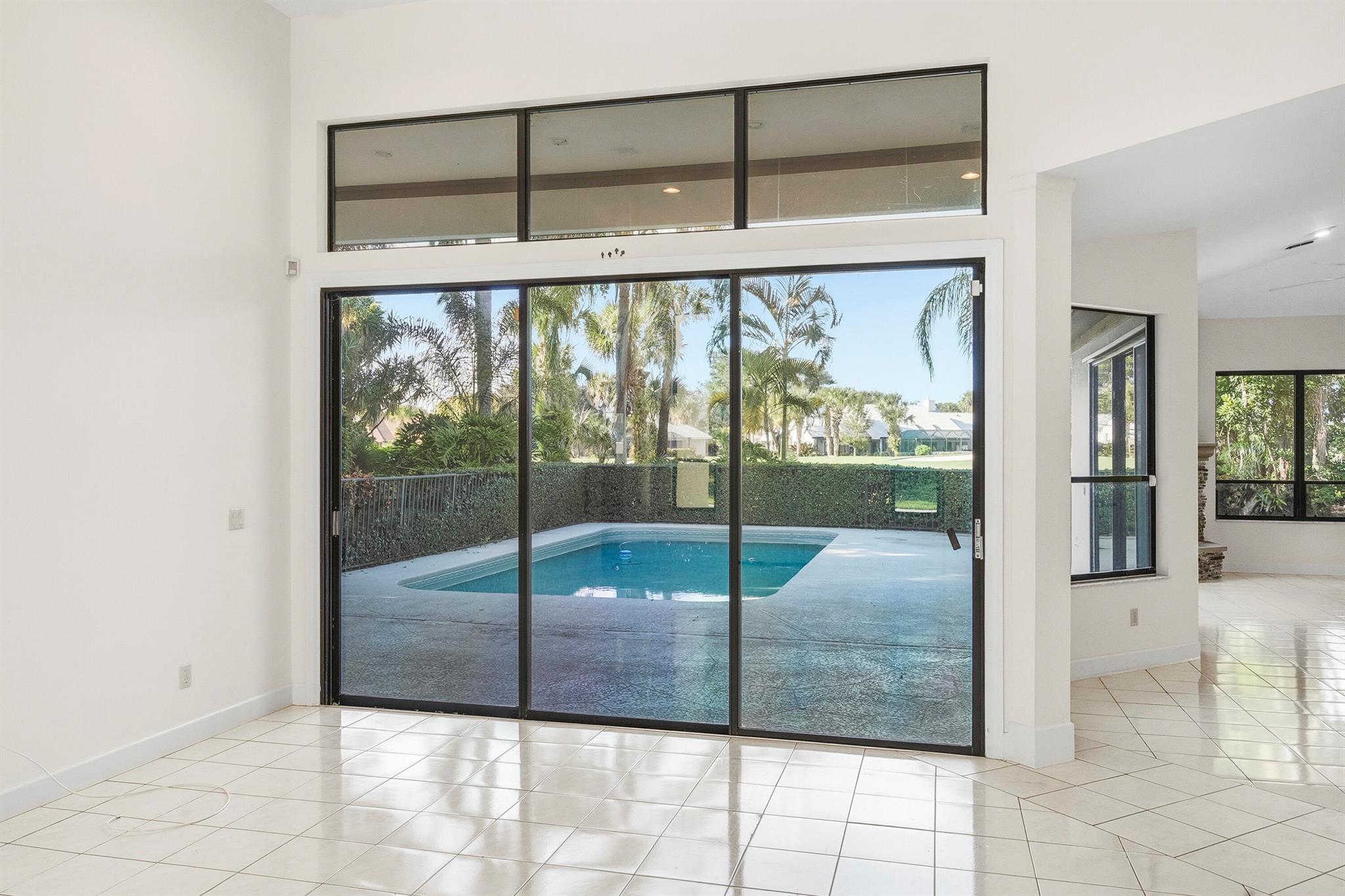 MARINER SANDS - Residential