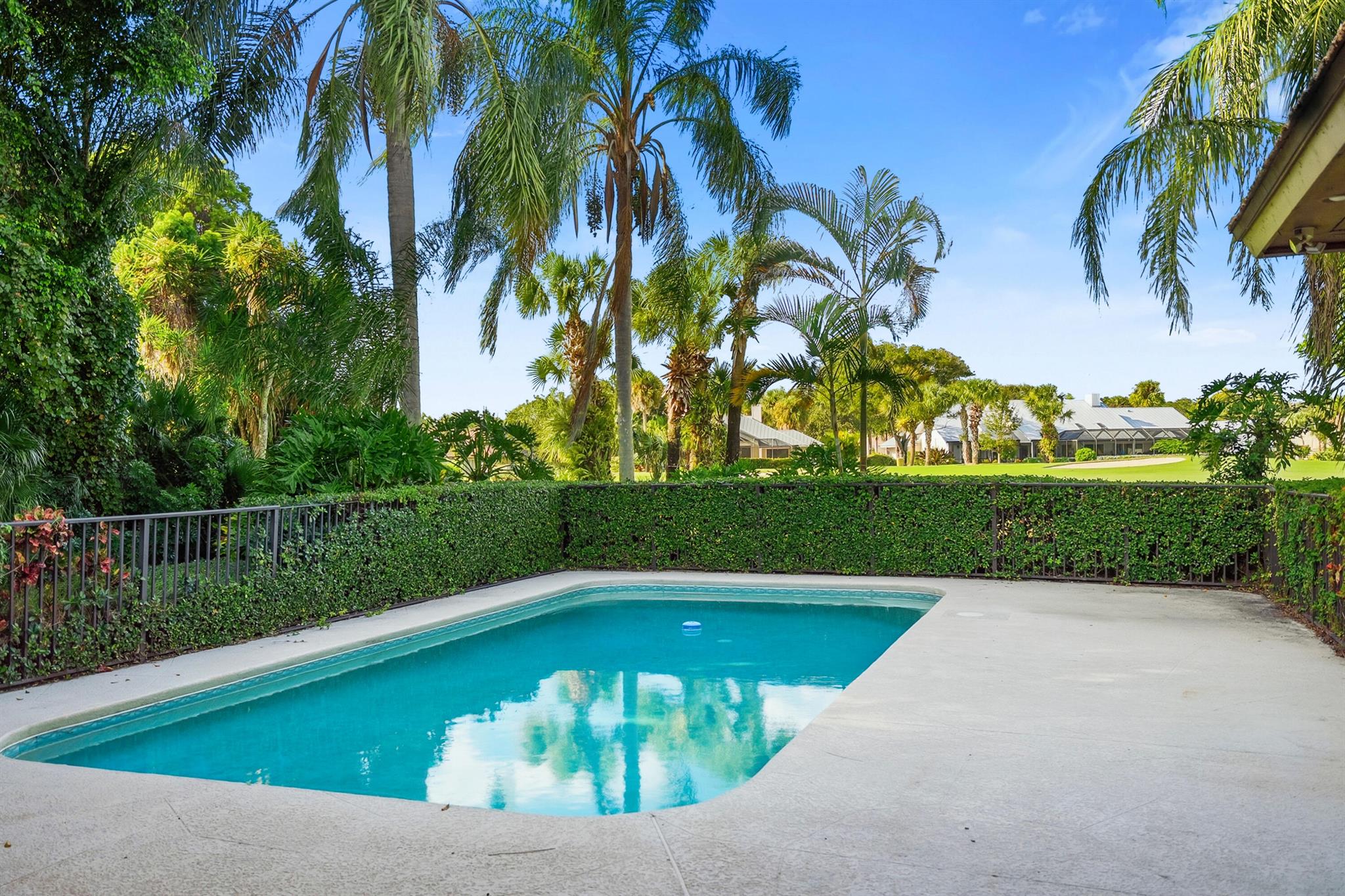 MARINER SANDS - Residential