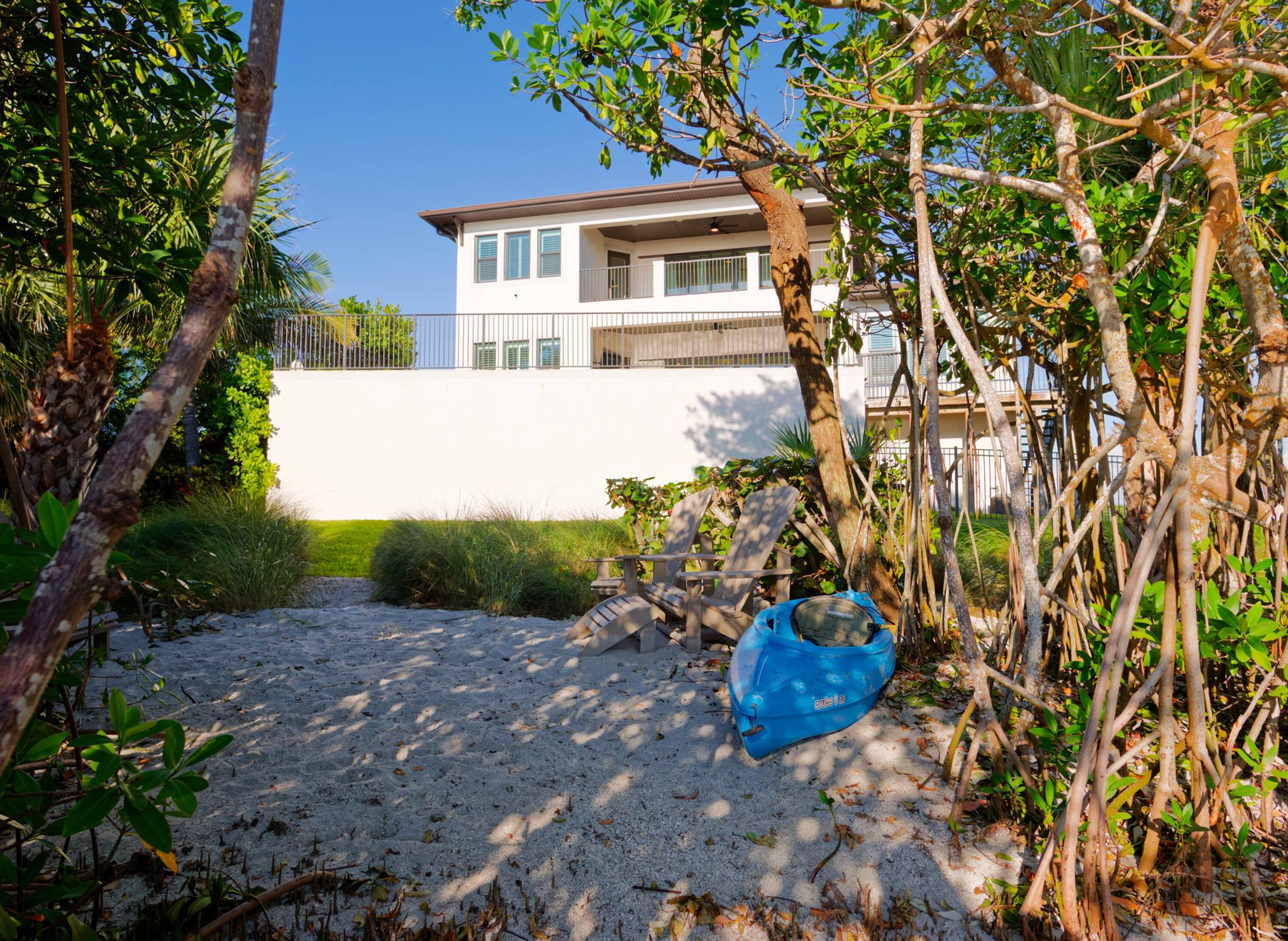 Pelican Pointe West - Residential