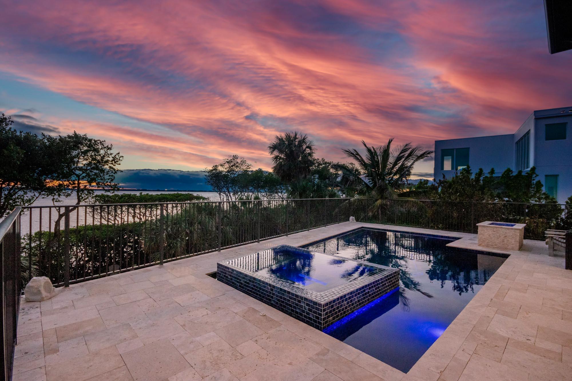 Pelican Pointe West - Residential