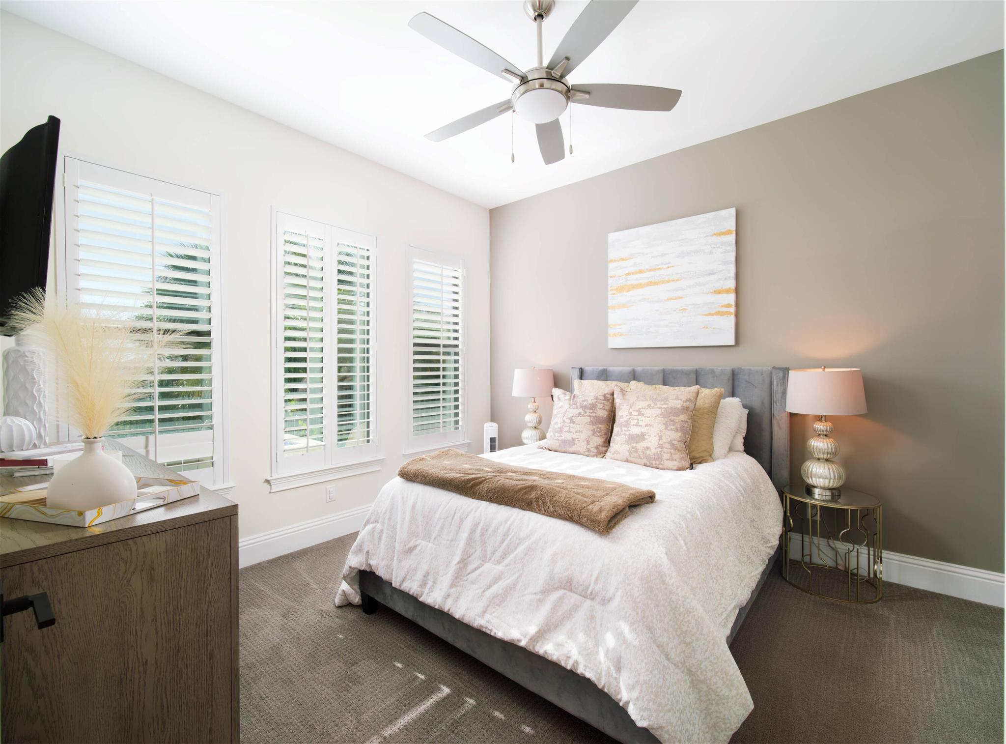 Pelican Pointe West - Residential