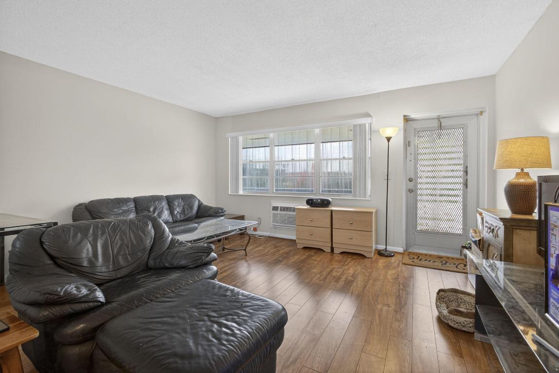 CENTURY VILLAGE-ANDOVER CONDOS - Residential