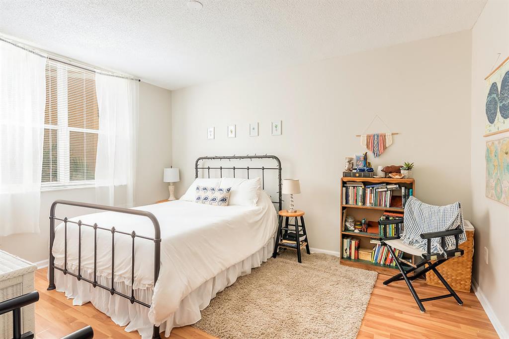 COURTYARDS IN CITYPLACE CONDO - Residential