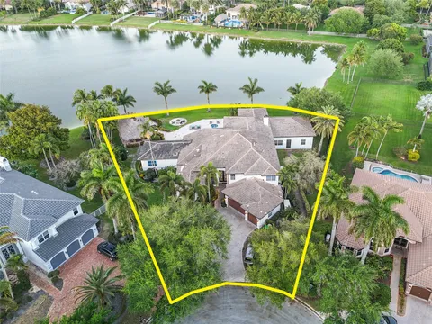 3004 Lake Point Pl, Davie, FL MLS: F10496505